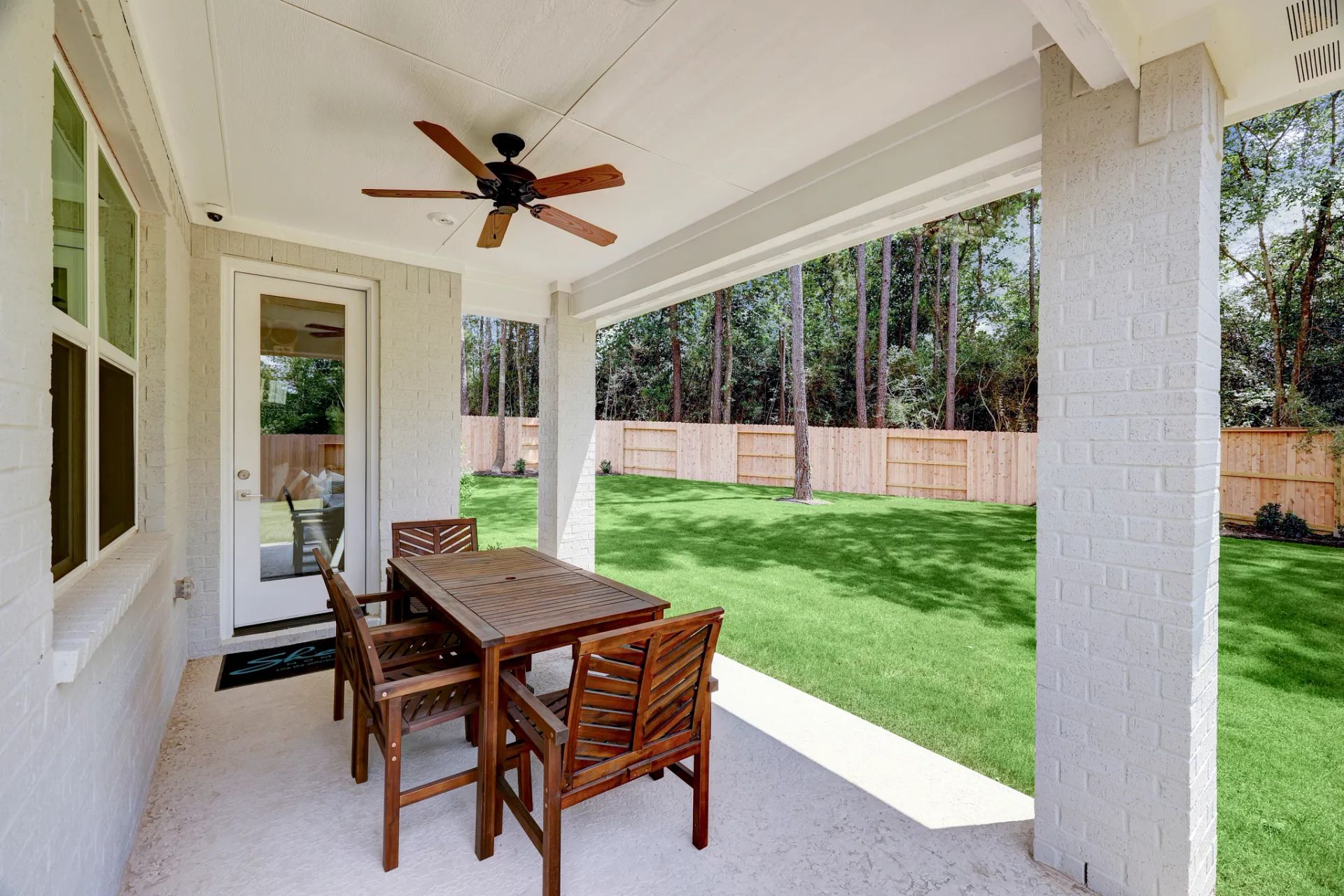 Plan 3079 patio - staged