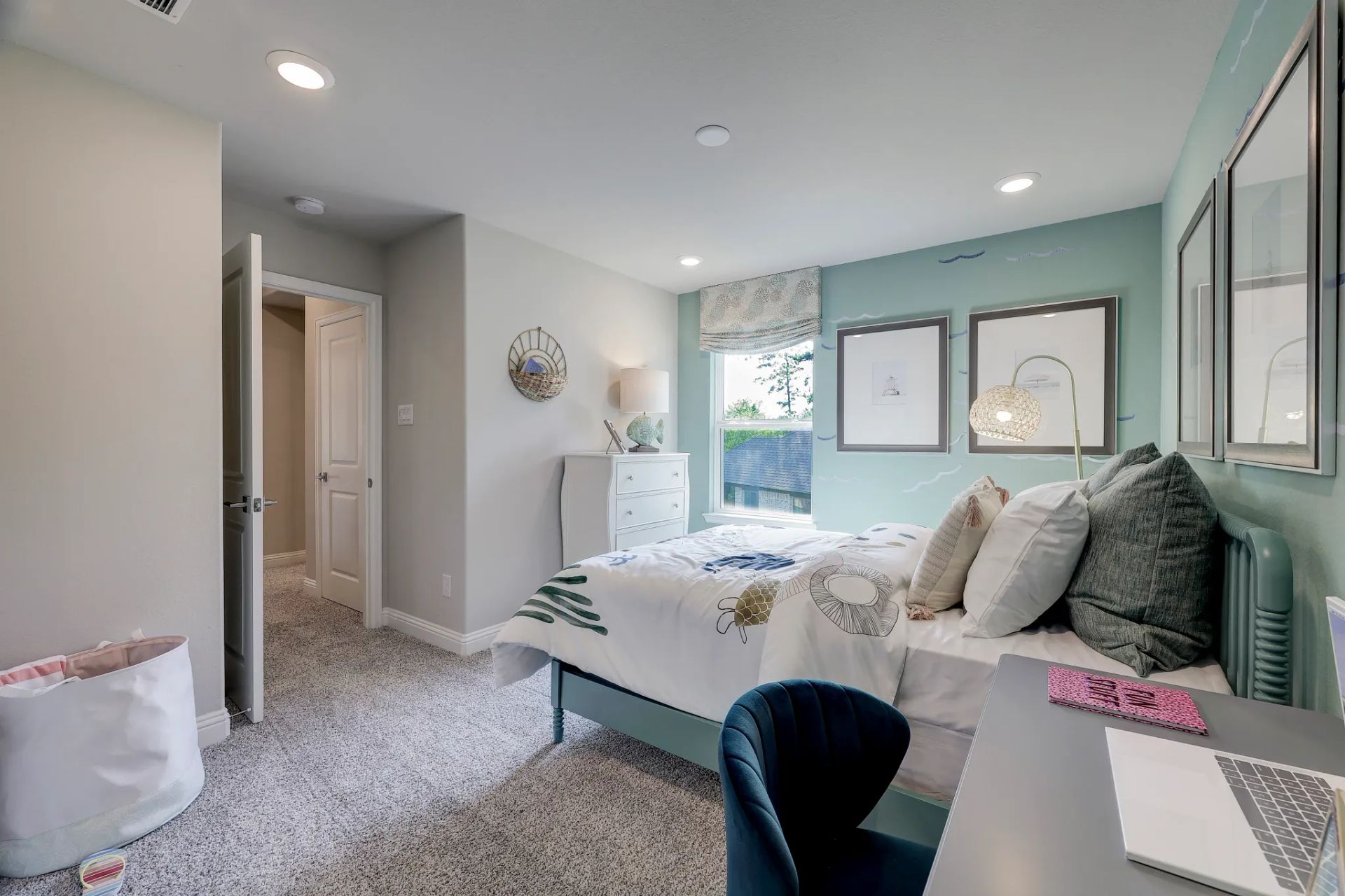 Plan 3079 bed 3 - staged