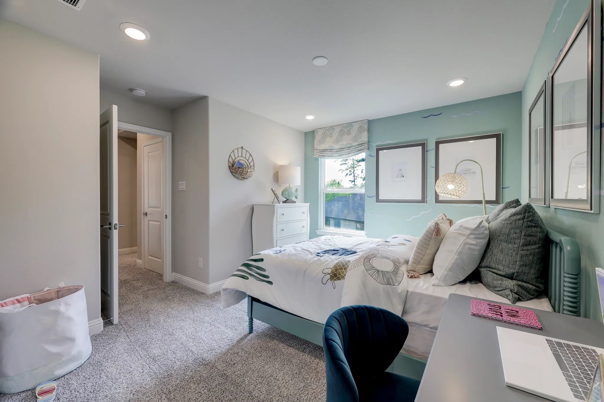 Plan 3079 bed 3 - staged
