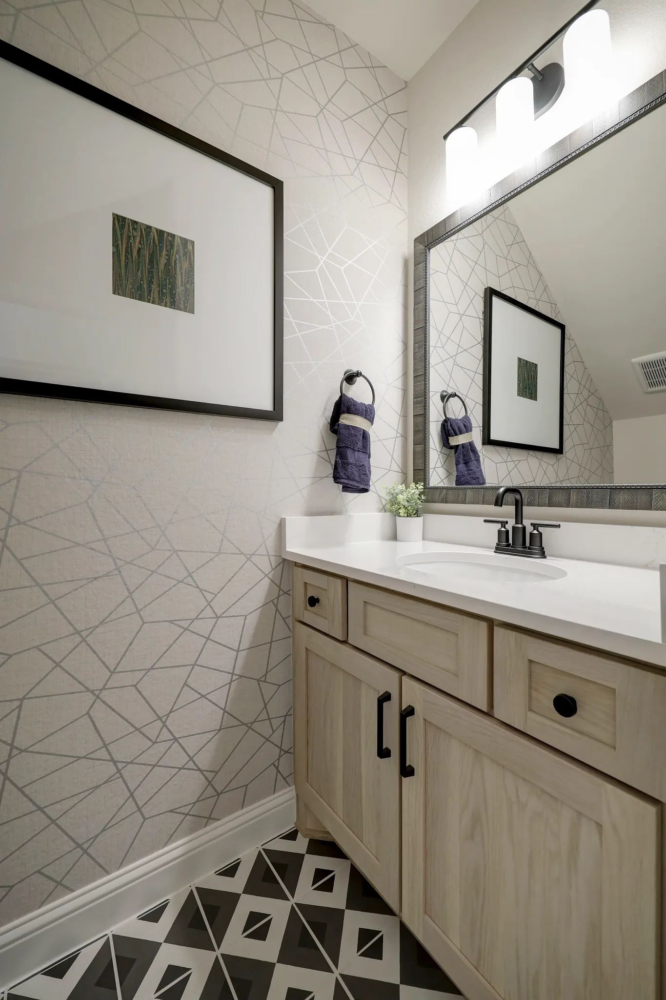 Plan 3059 powder room - staged
