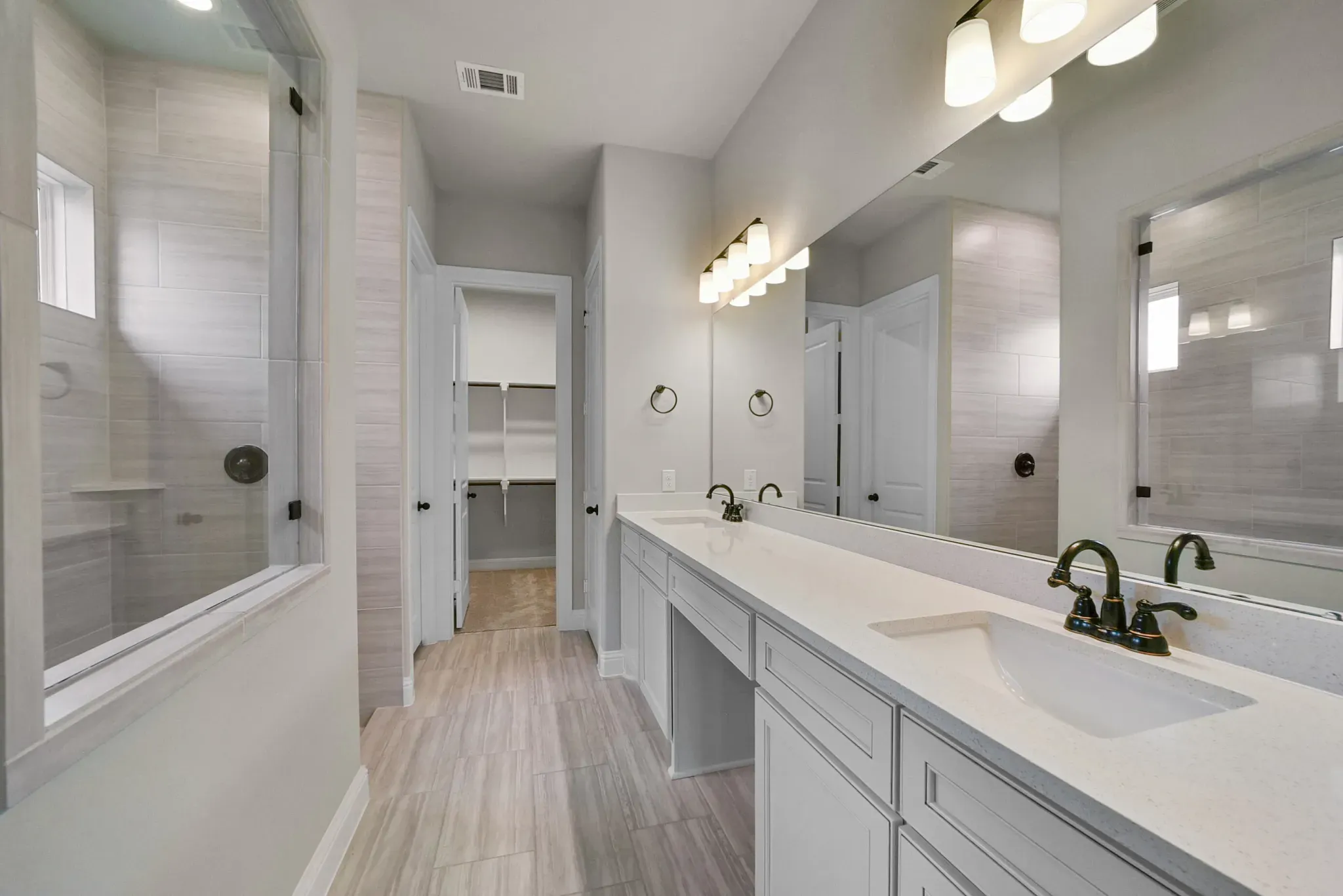 Plan 4125 primary bath