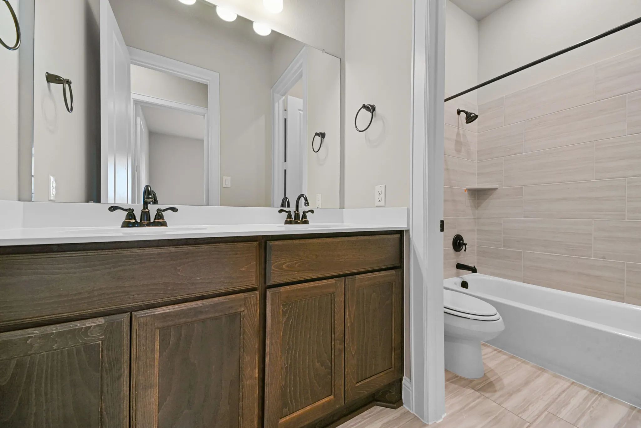 Plan 4125 bath