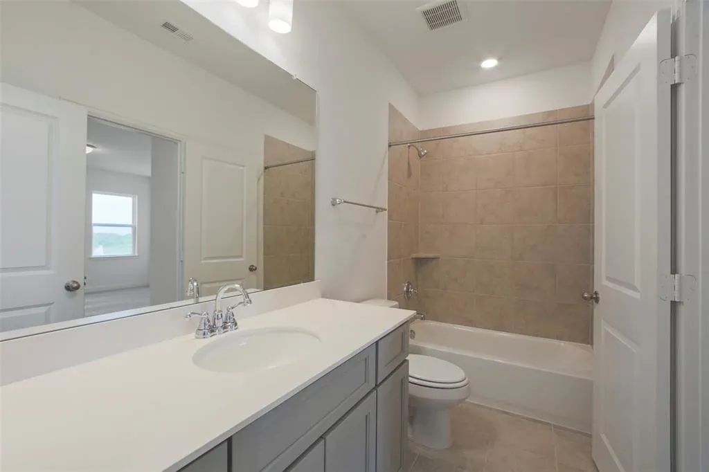 Plan 6050 Bath 3