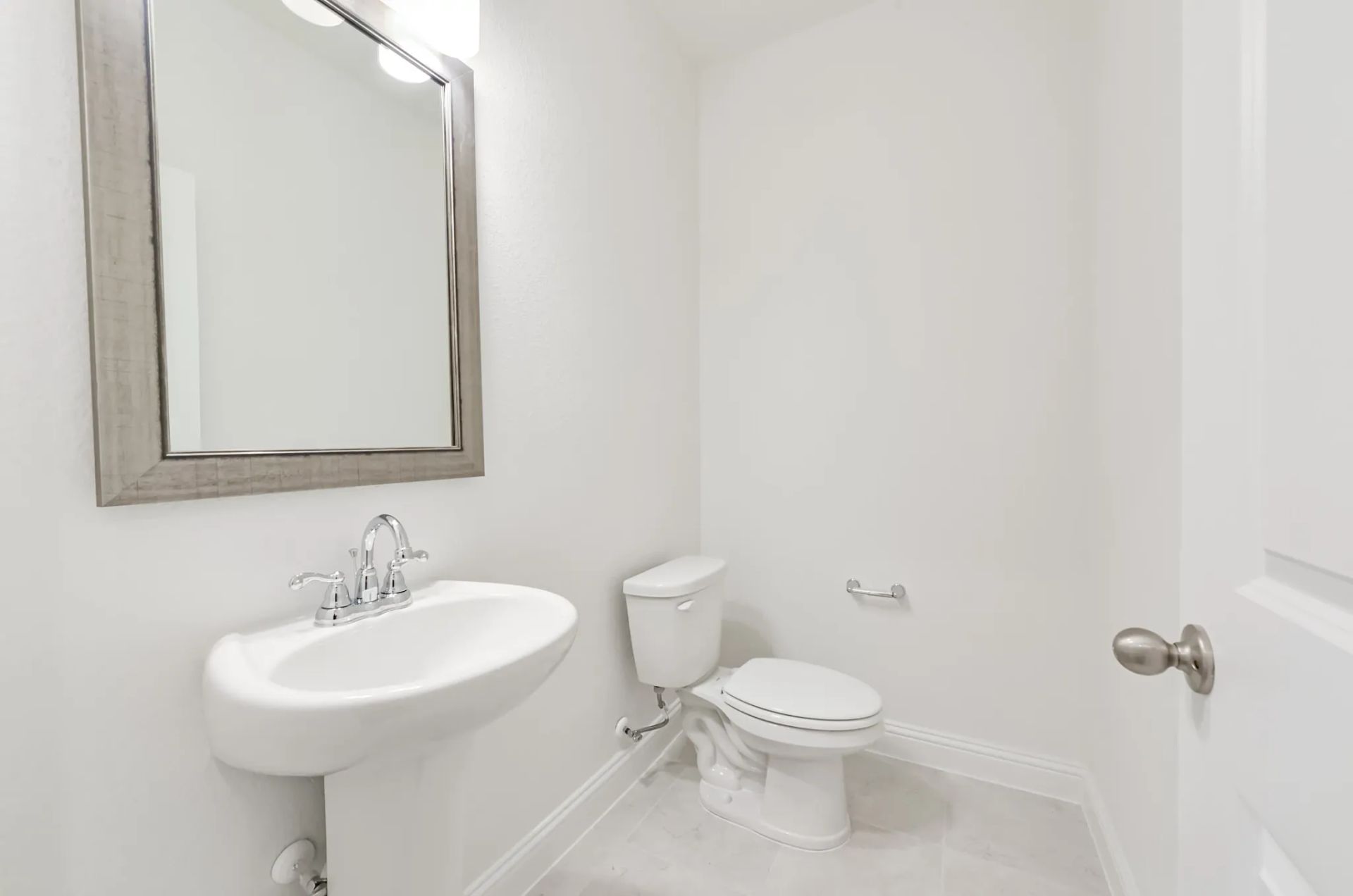 Plan 4529 powder room