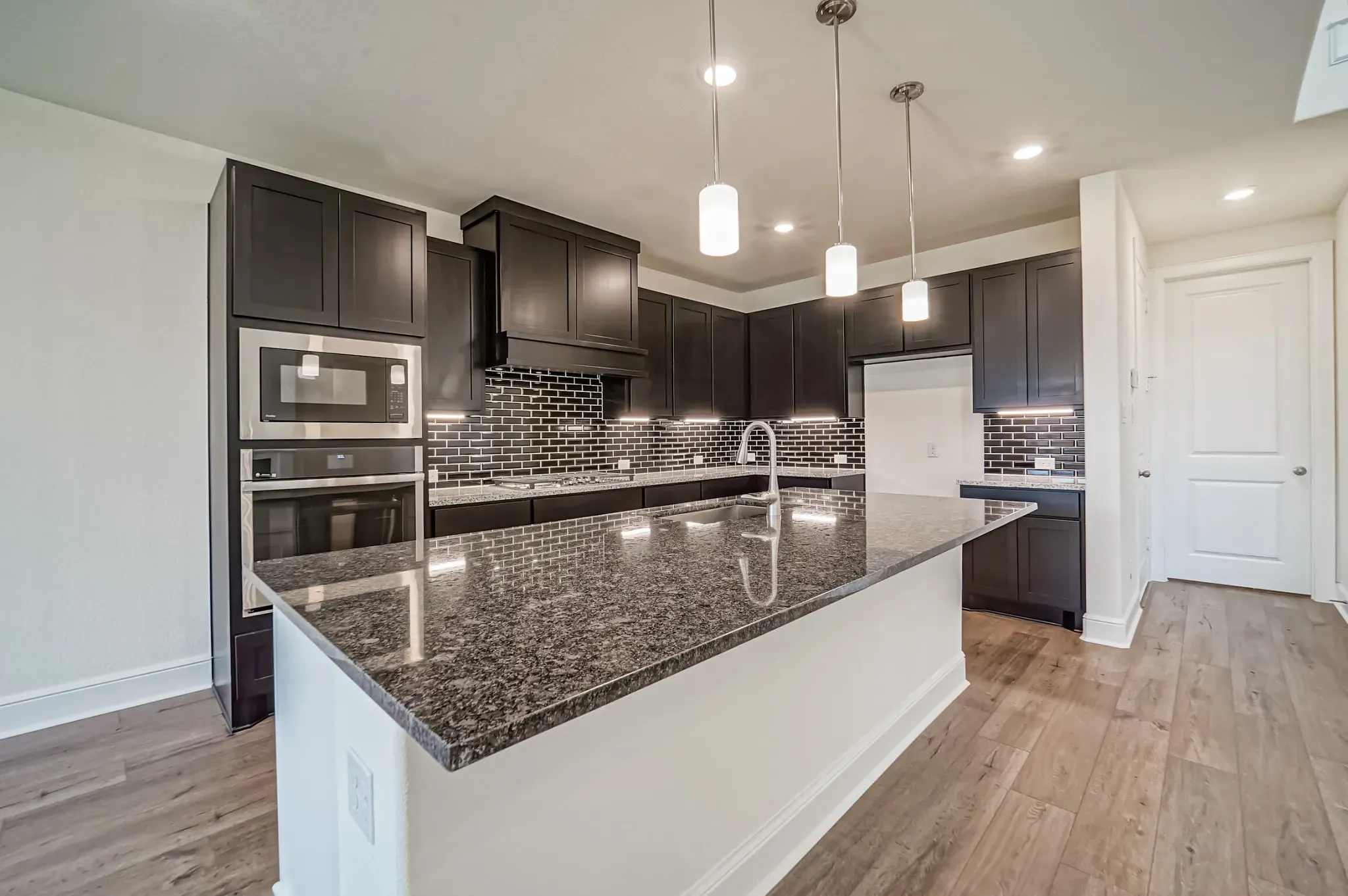 Plan 4539 kitchen