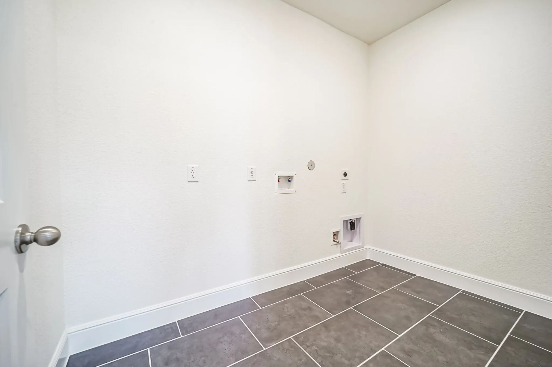 Plan 4539 laundry