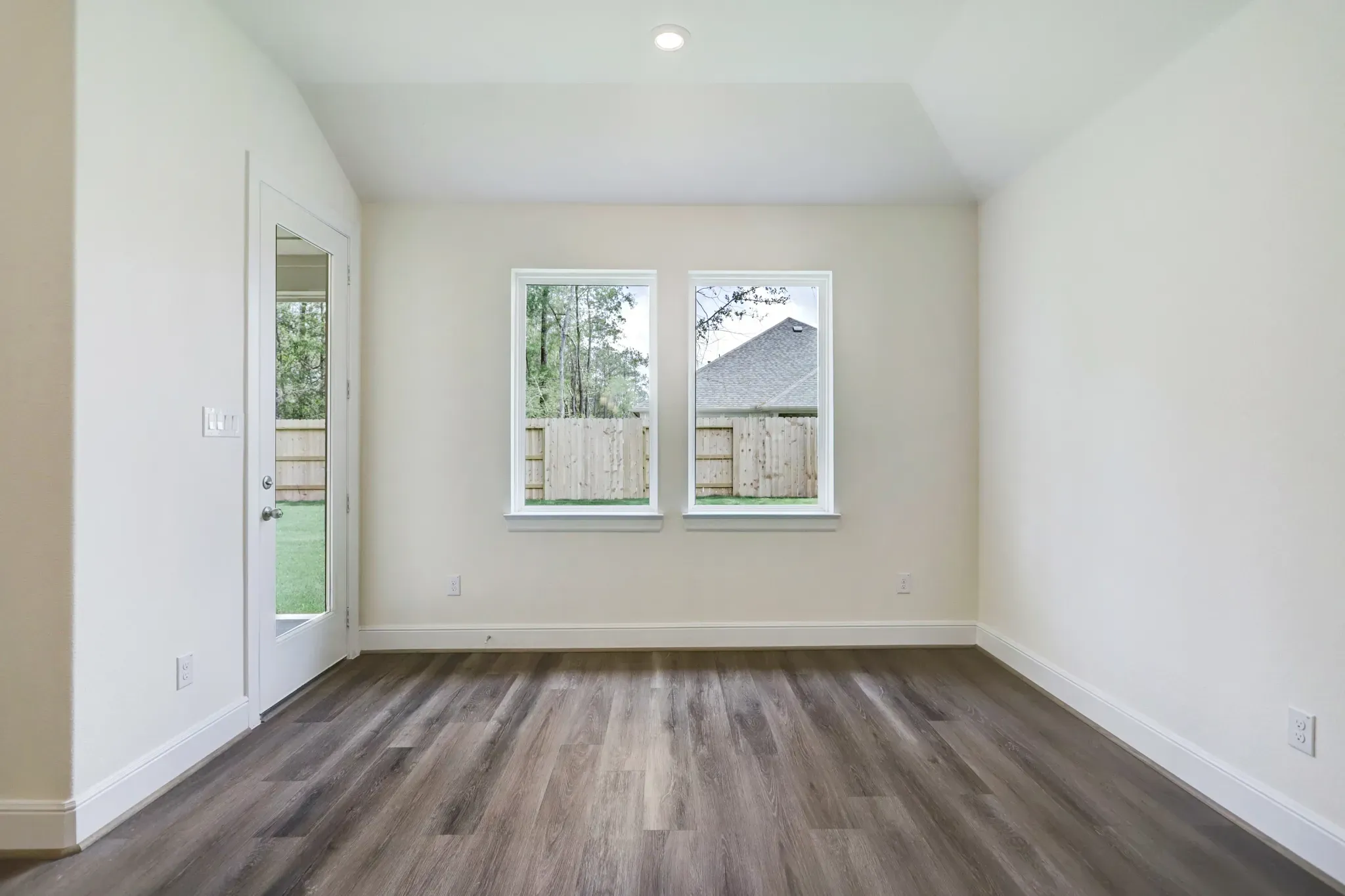 Plan 4569 dining
