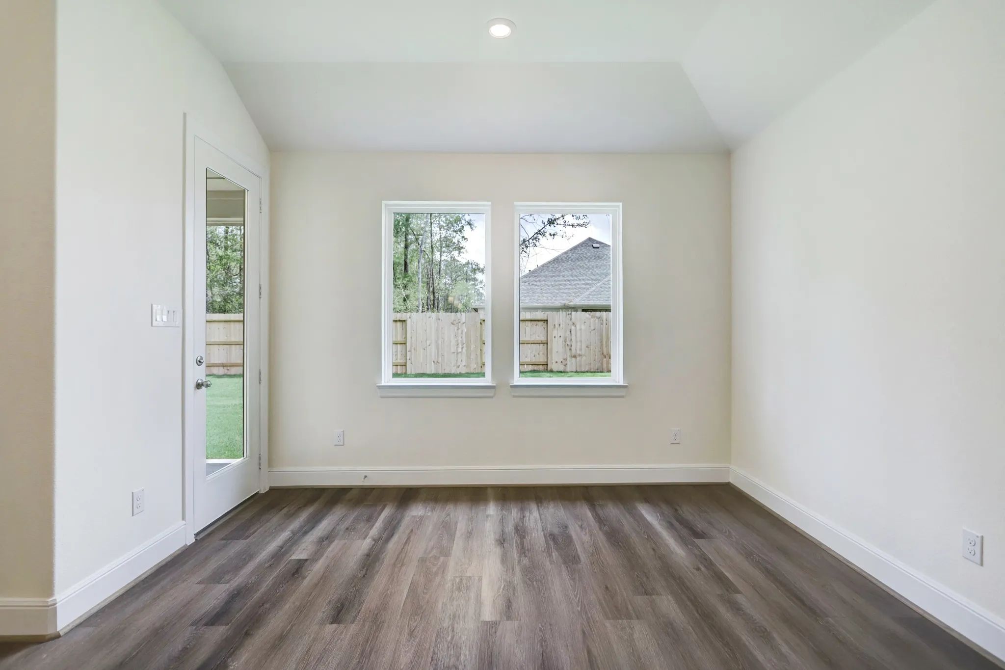 Plan 4569 dining
