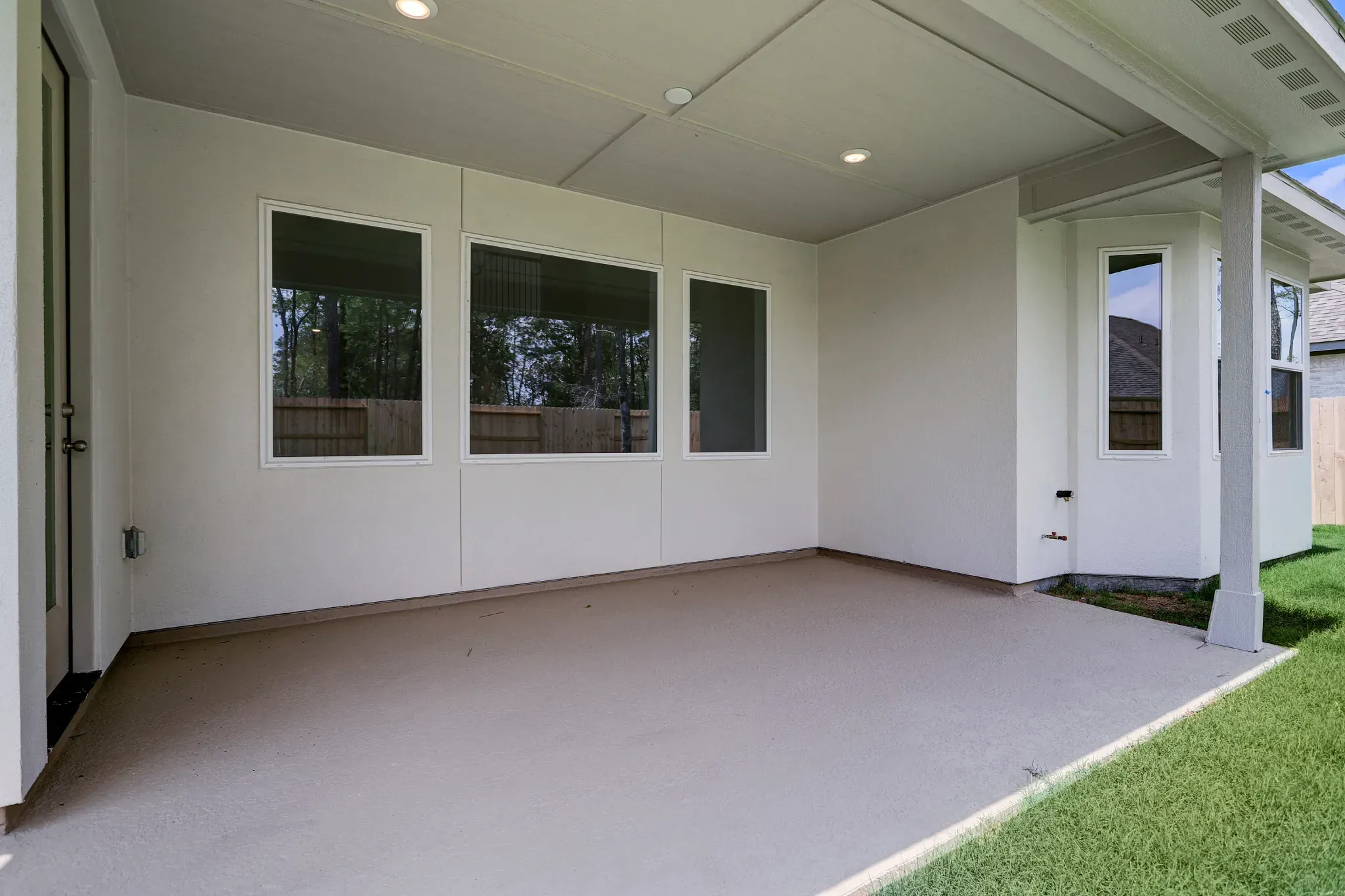 Plan 4569 patio