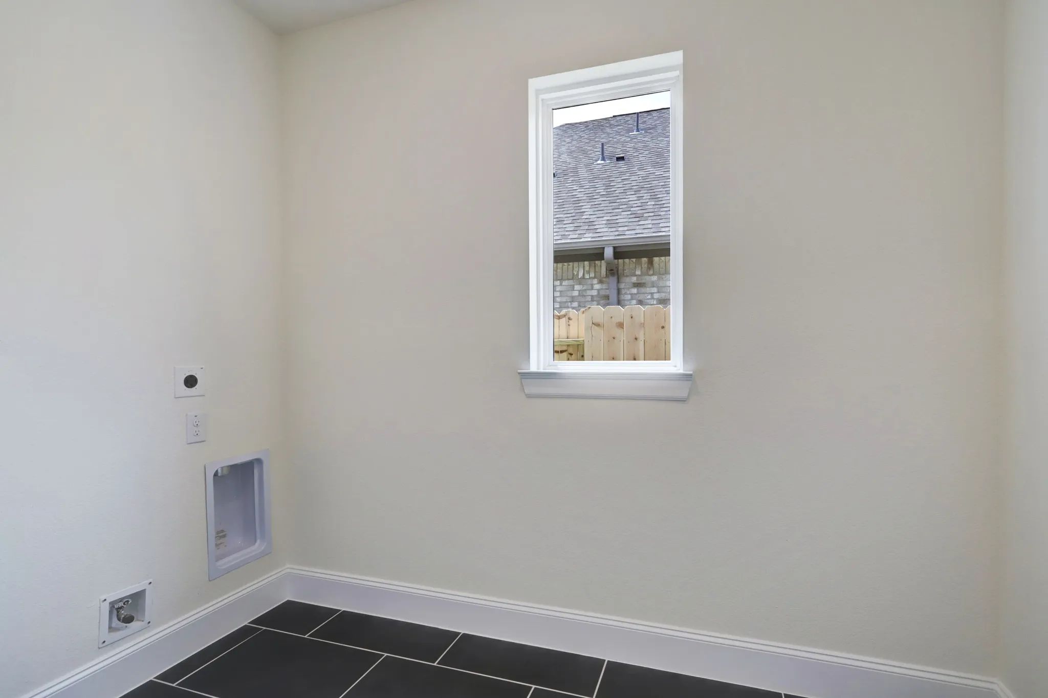 Plan 4569 laundry