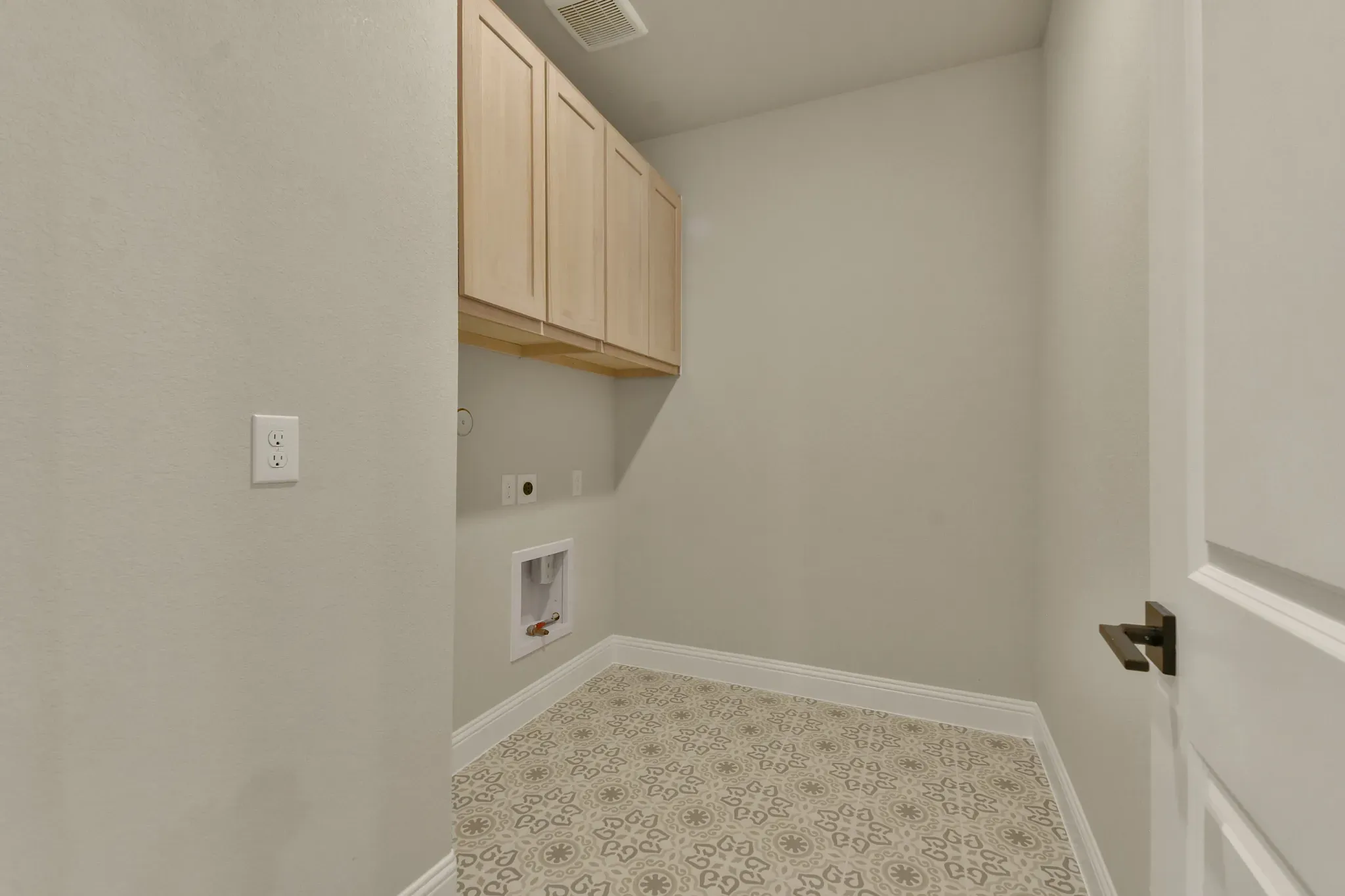 Plan 4046 laundry
