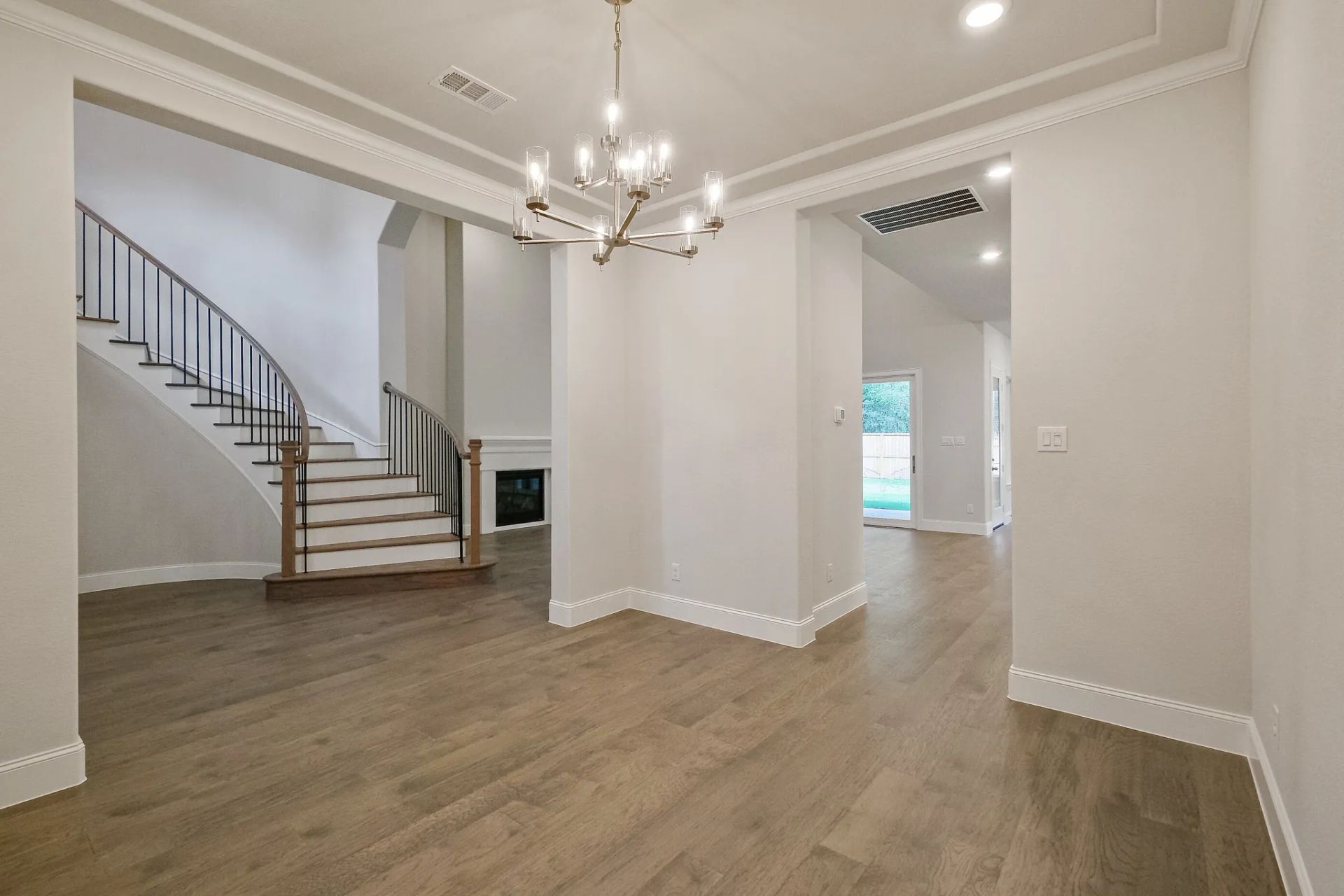 Plan 6050 Formal Dining