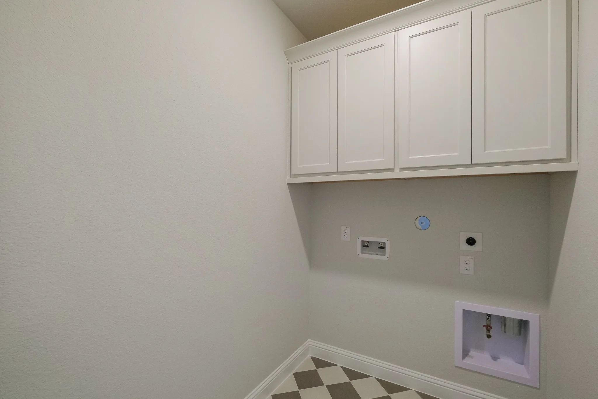 Plan 3049 laundry room