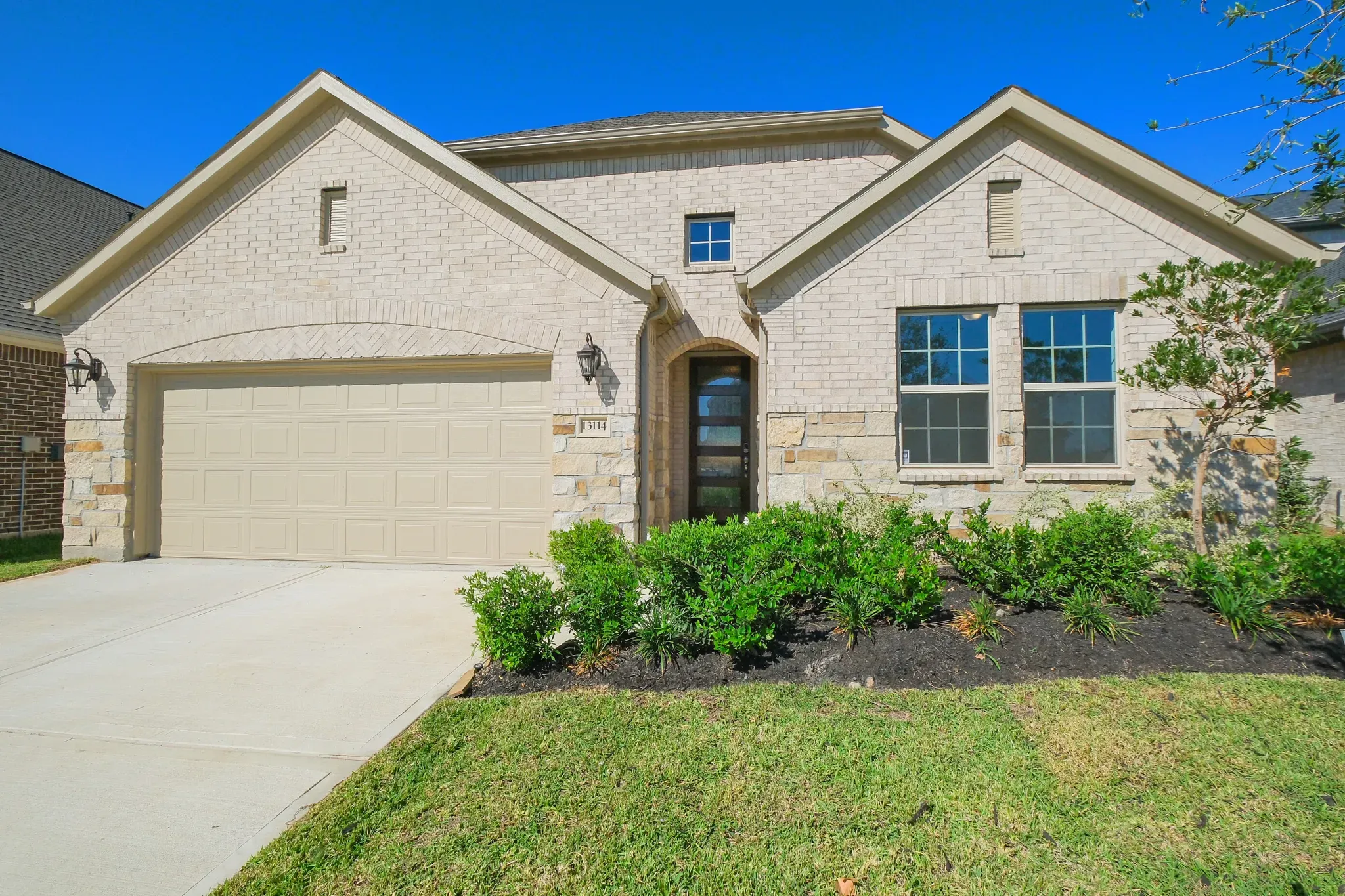 Plan 4019 elevation D exterior