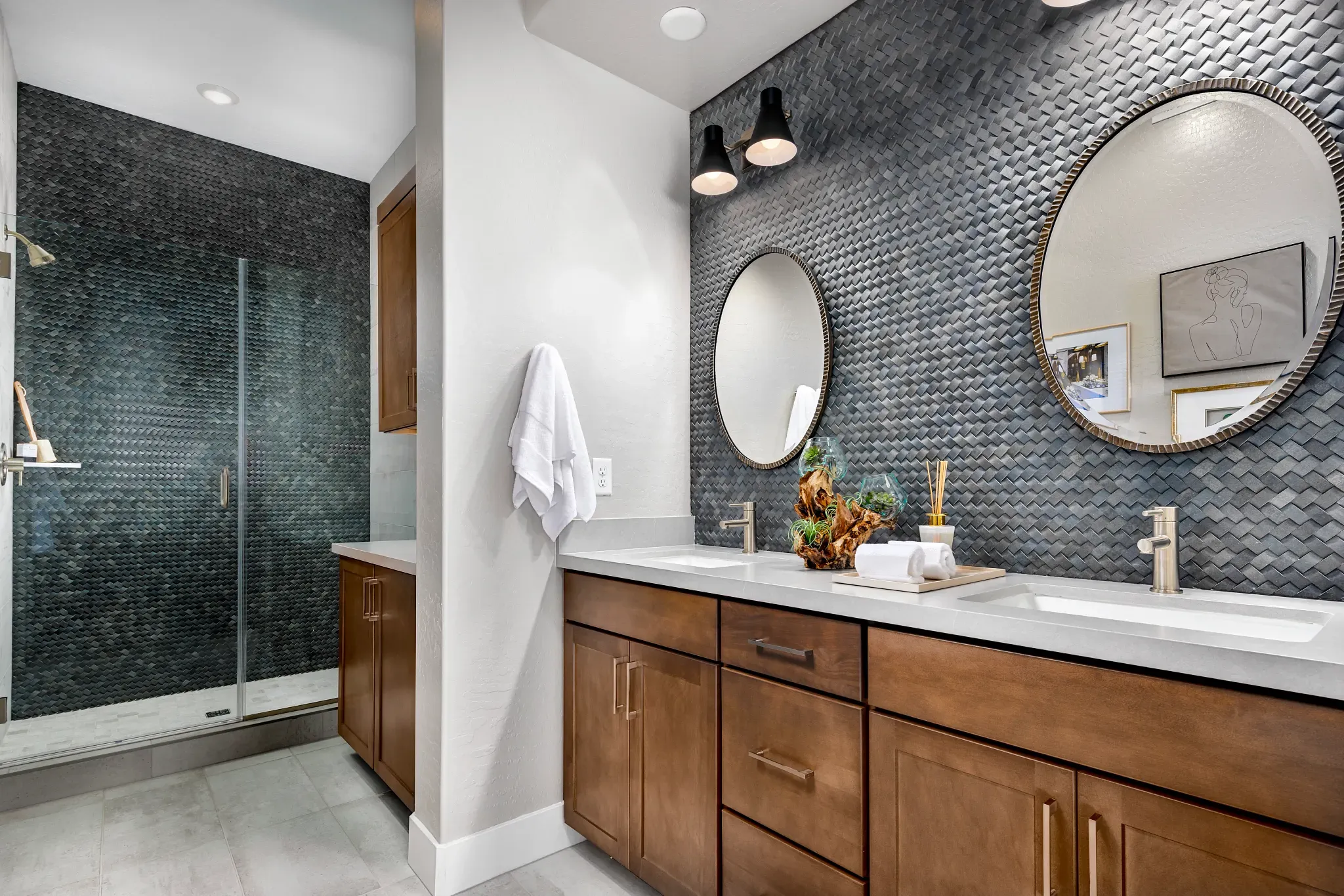Model Home Primary Bath