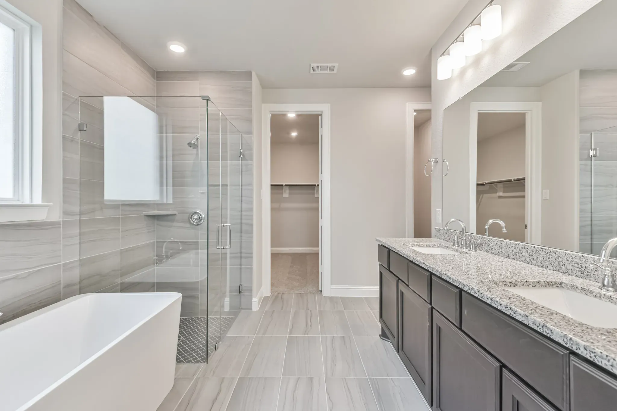 Plan 4019 primary bath