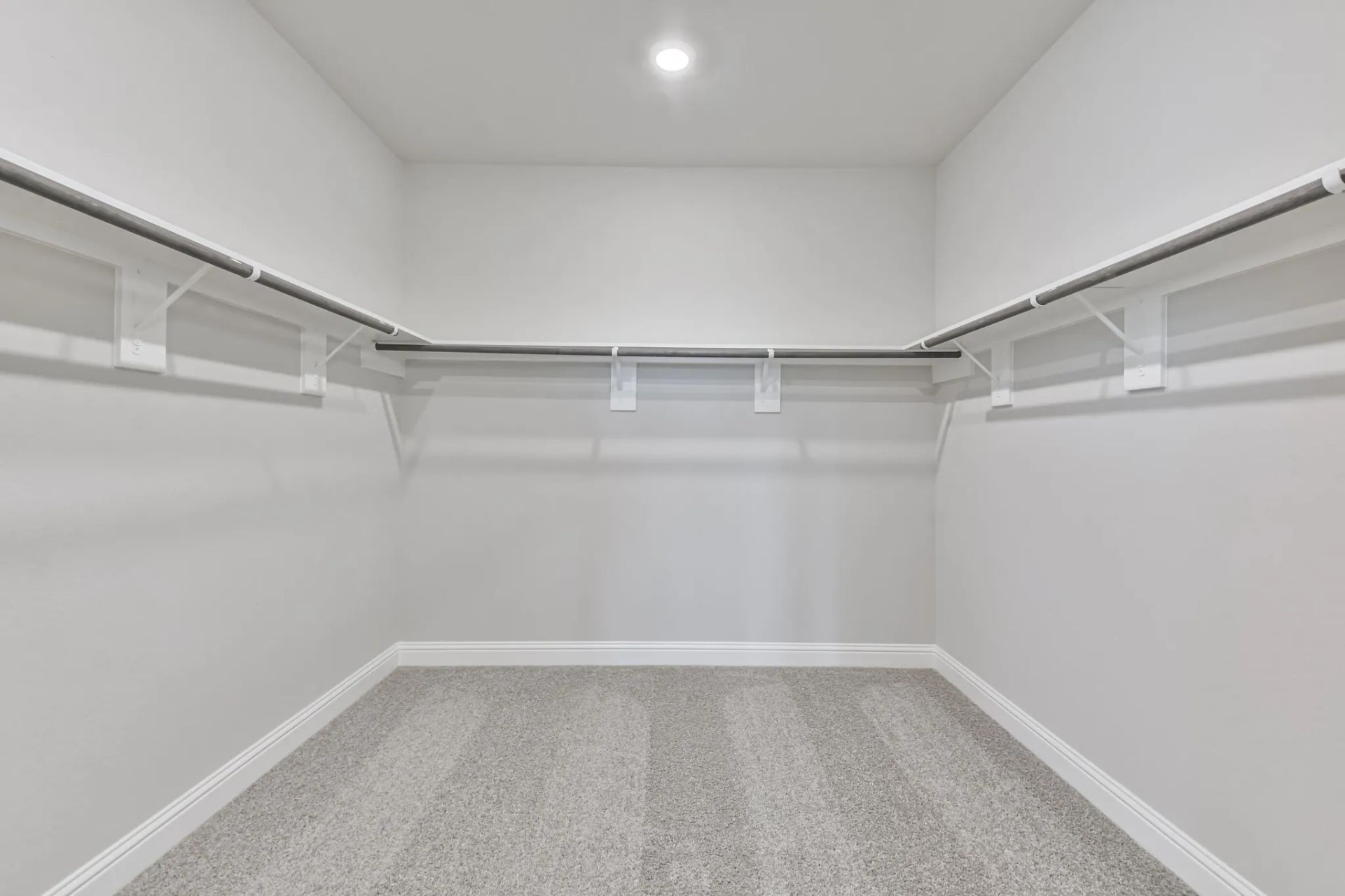 Plan 4019 closet