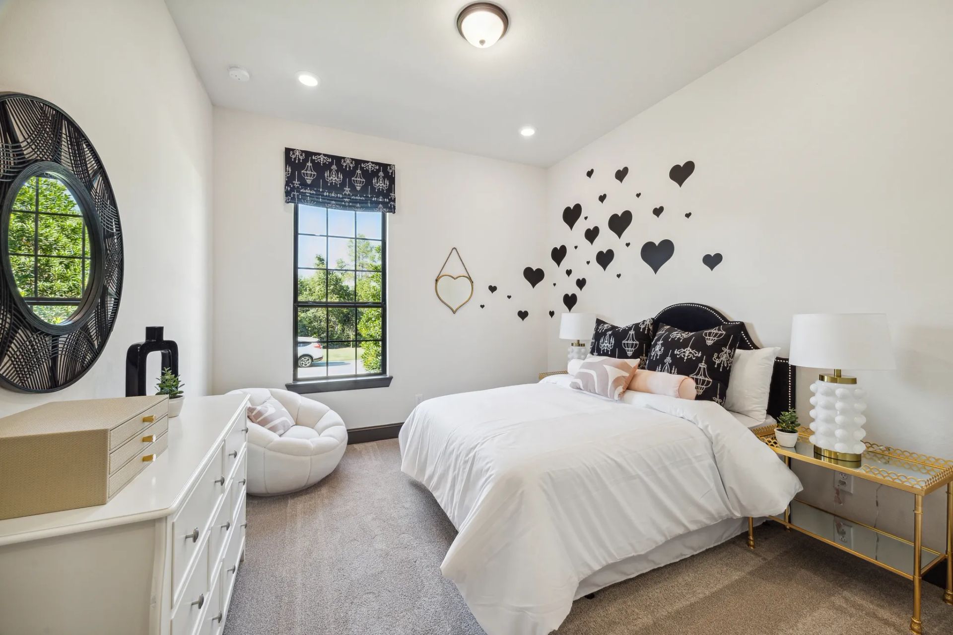 Plan 6020 Bed 3 - Staged
