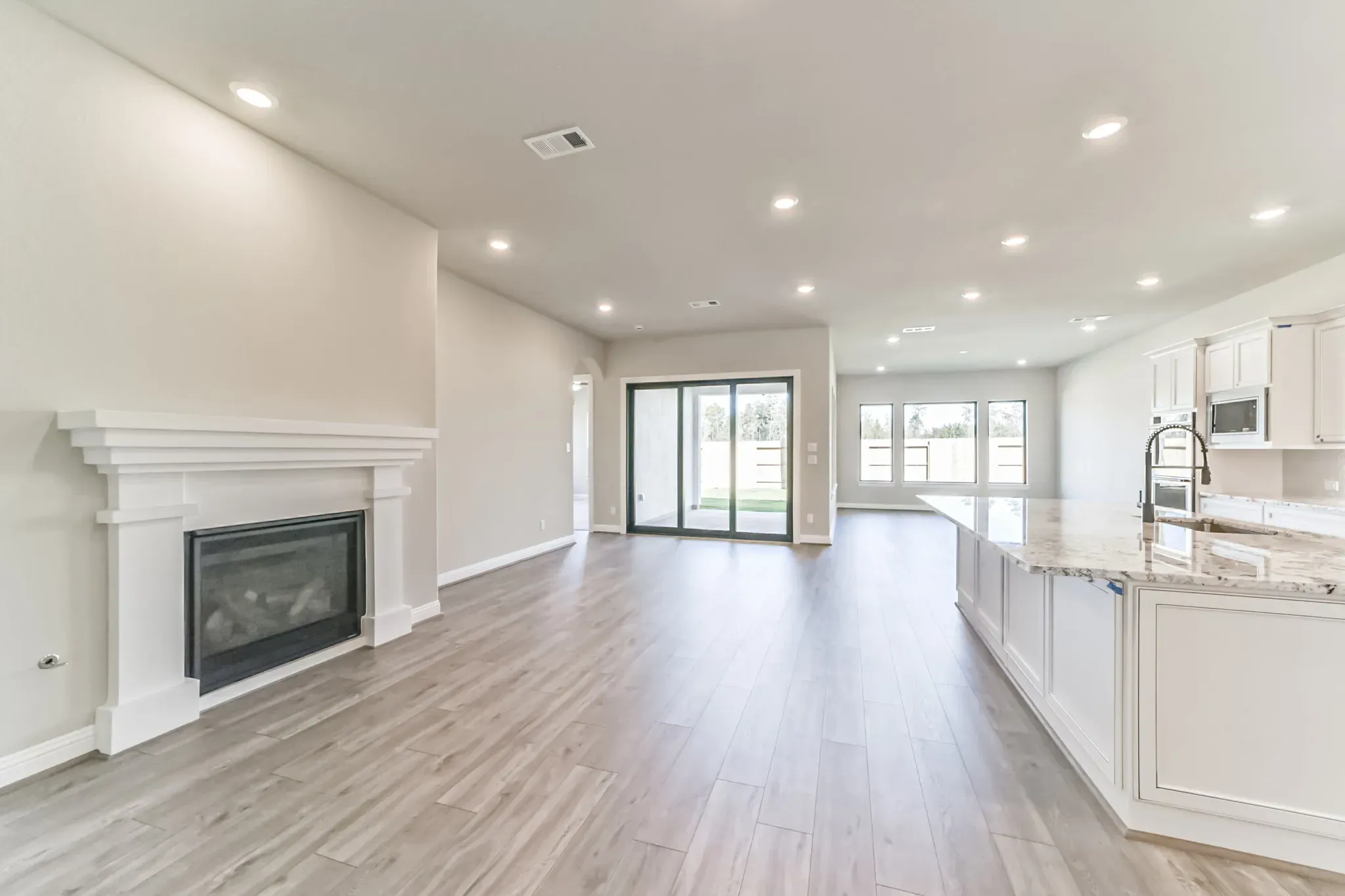 Plan 4132 lounge