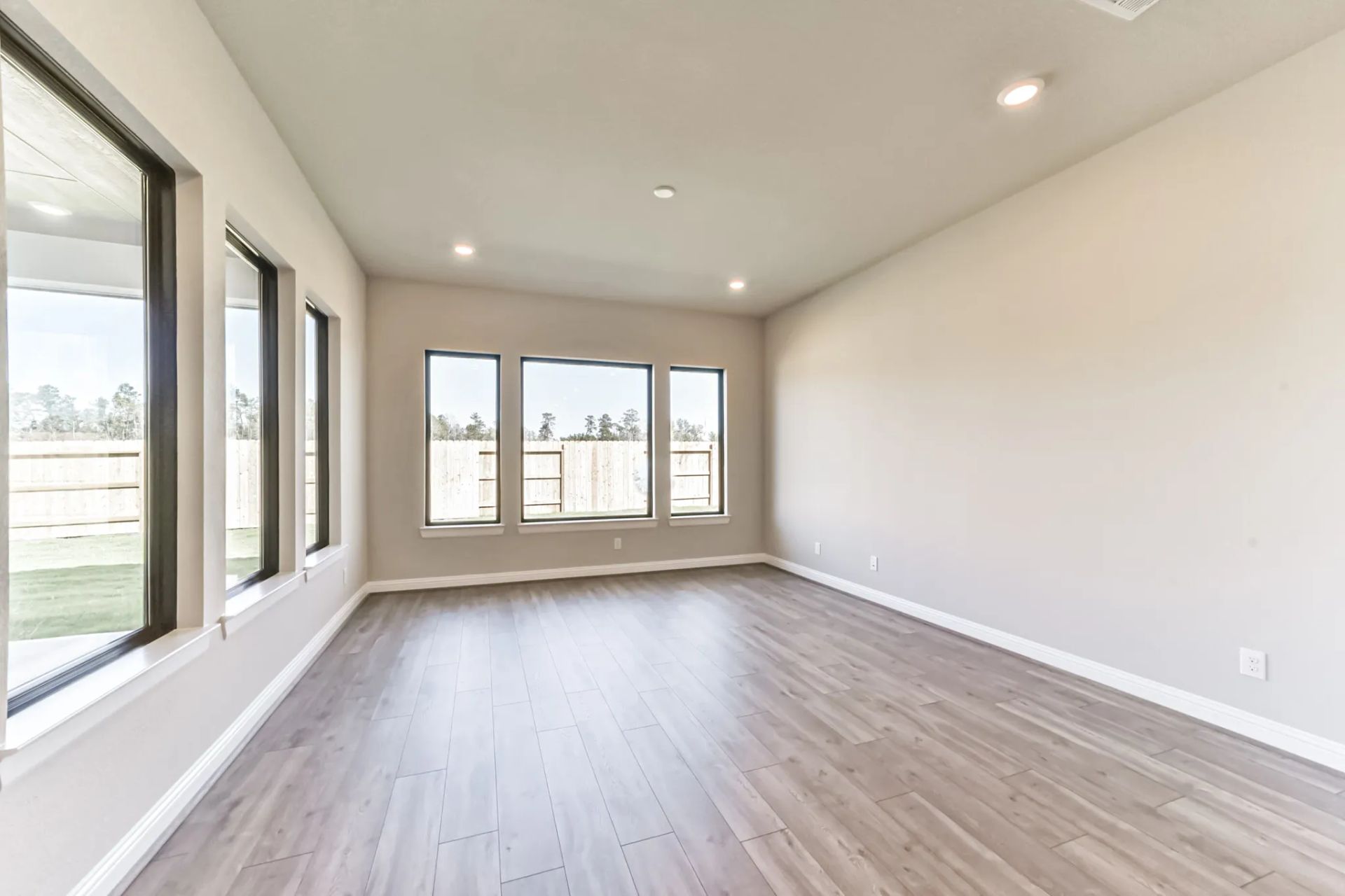Plan 4132 dining