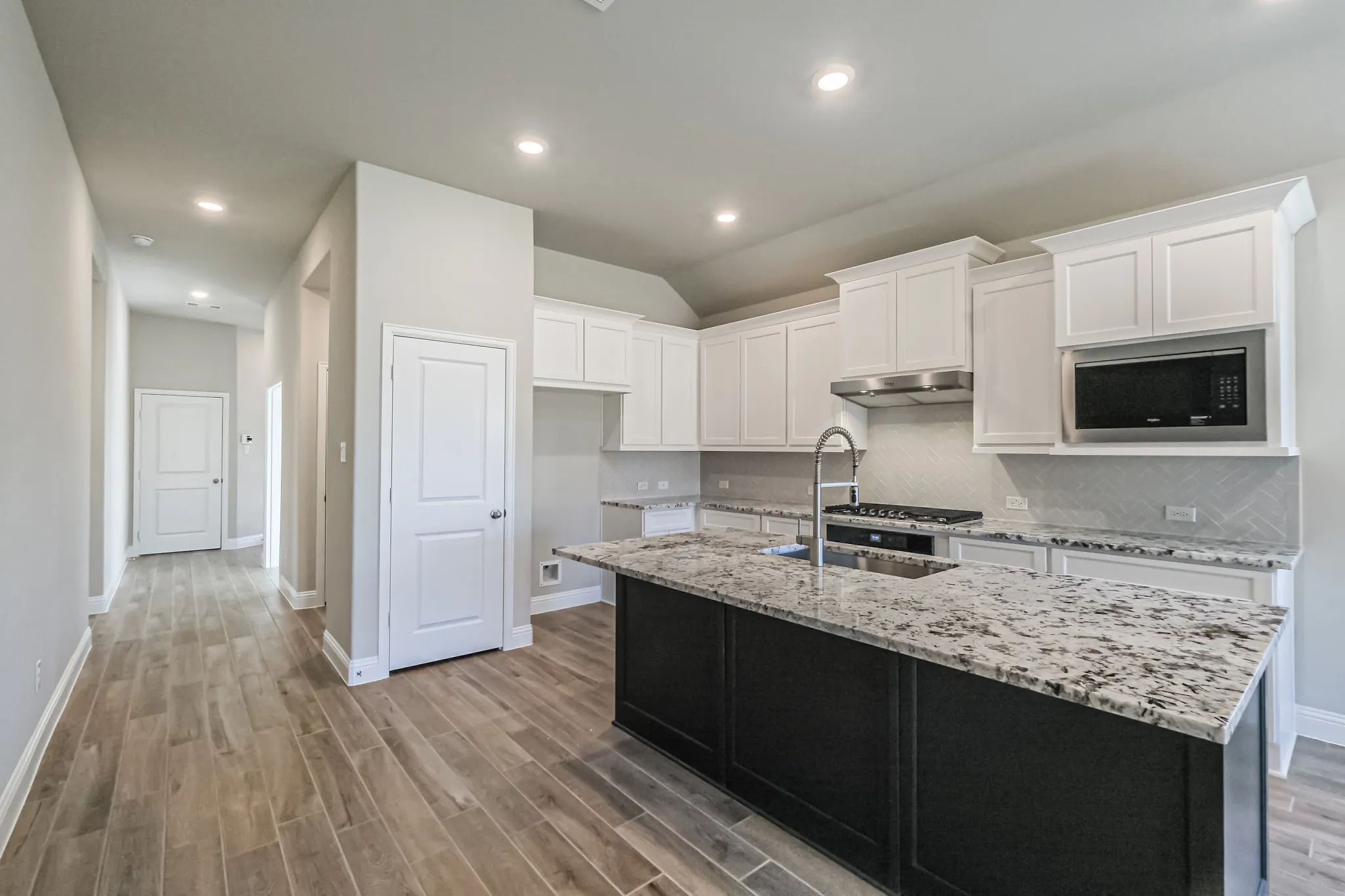 Plan 3029 kitchen