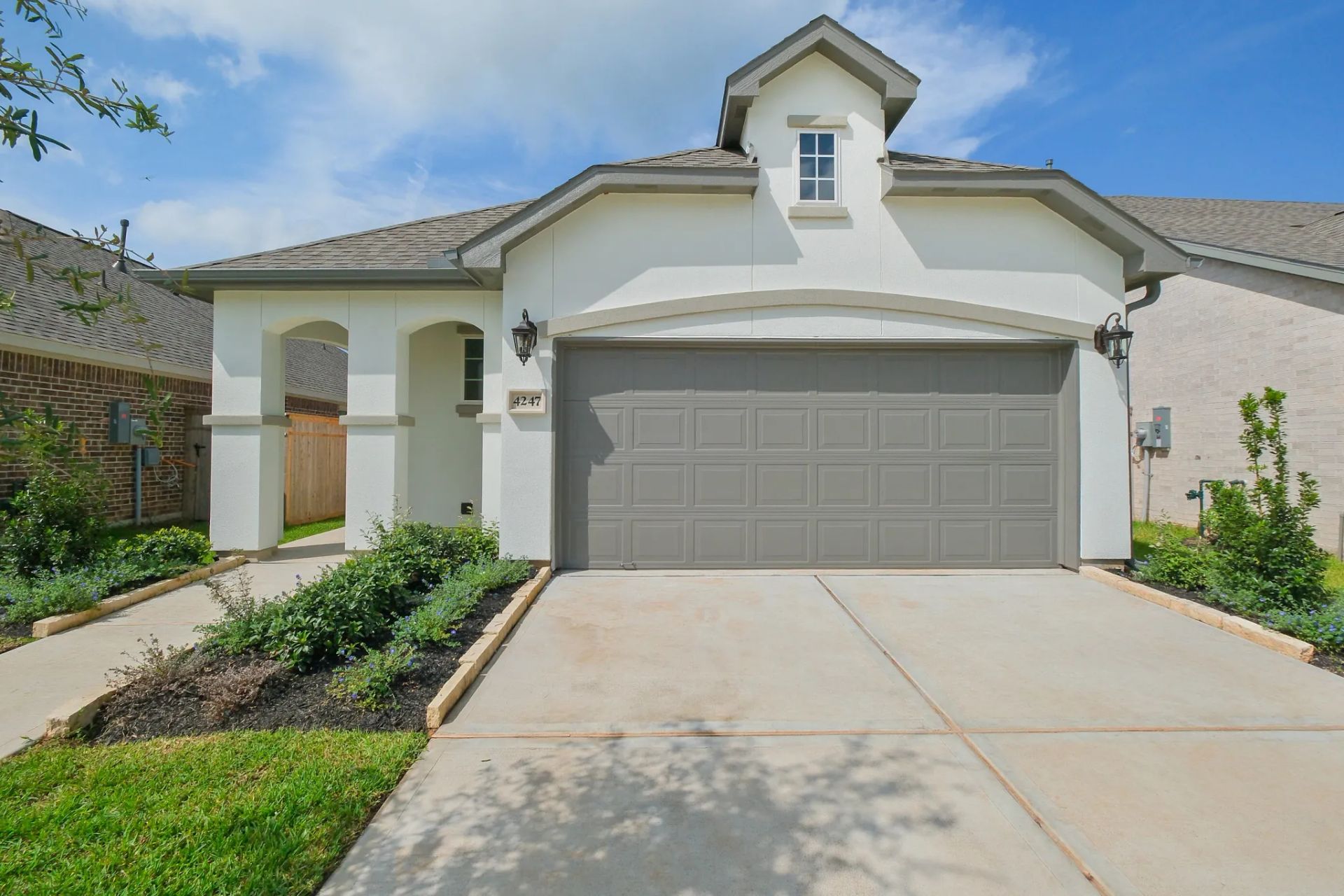 Plan 3019 elevation C exterior - look may vary