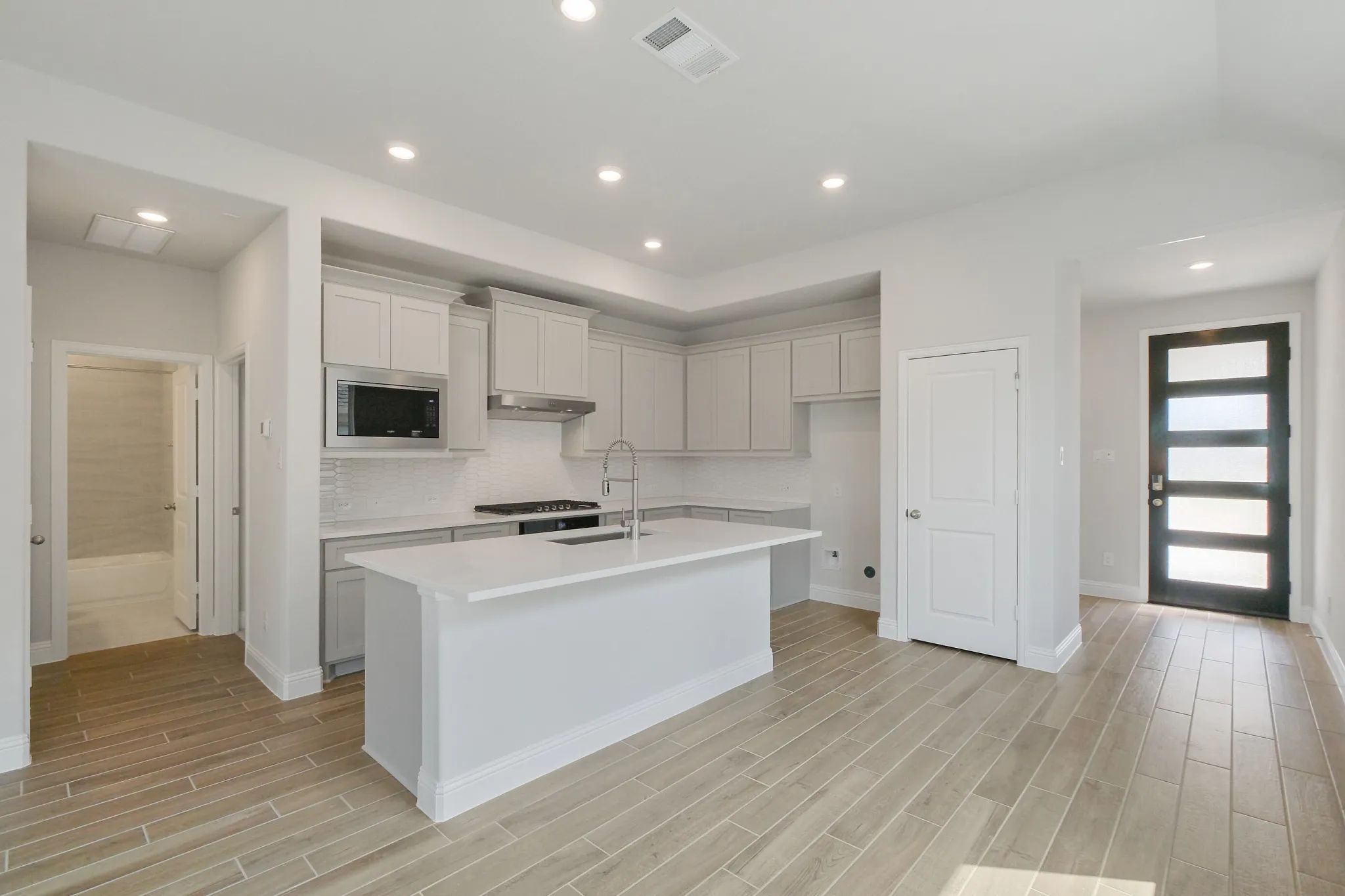 Plan 3019 kitchen