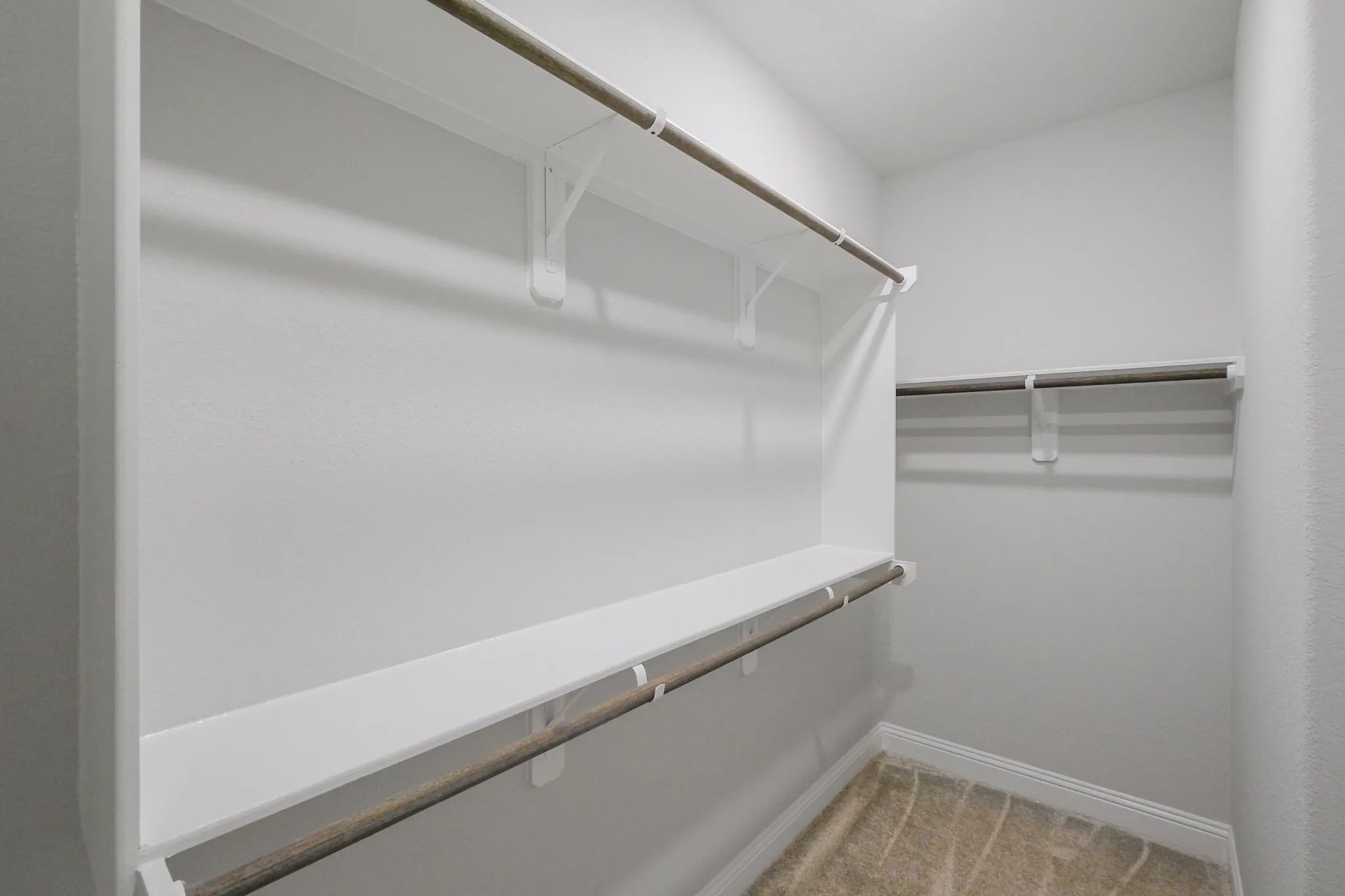 Plan 3019 closet - look may vary