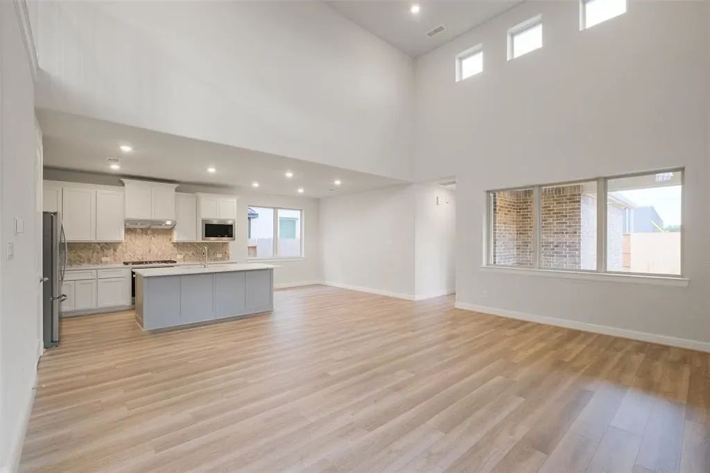 Plan 3039 great room