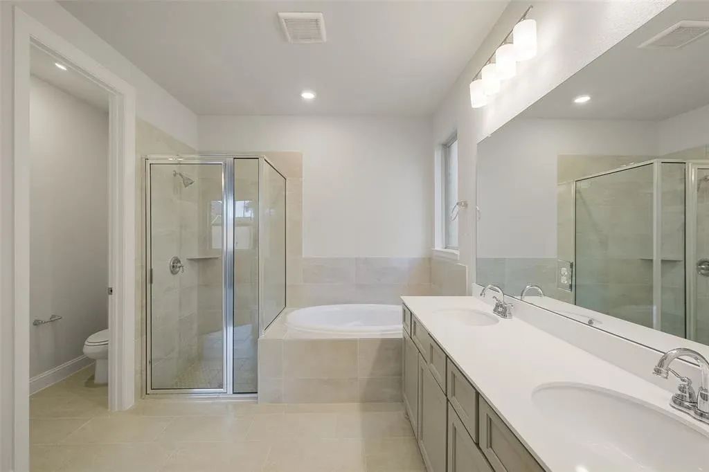 Plan 3039 primary bath