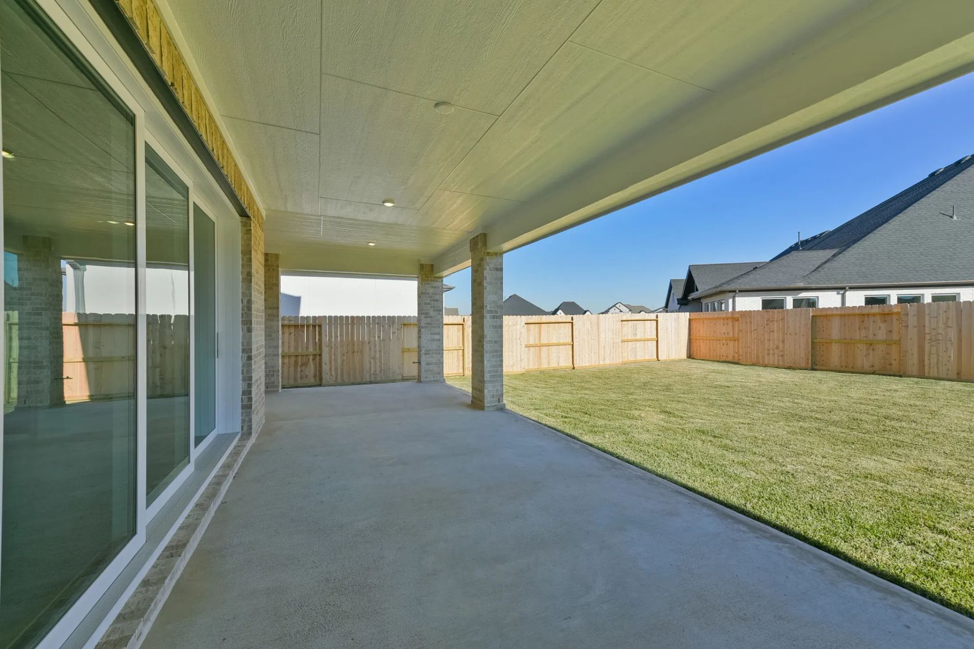 Plan 5049 outdoor living