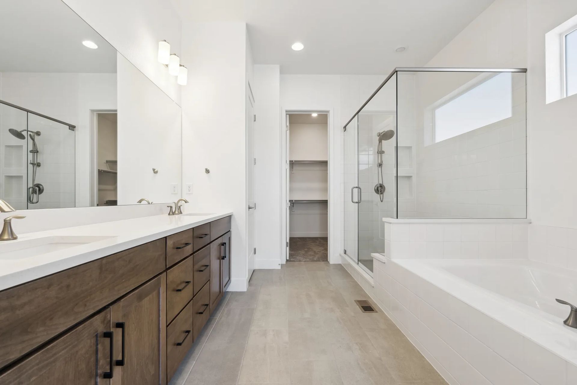 Adelyn One-Story Primary Bath