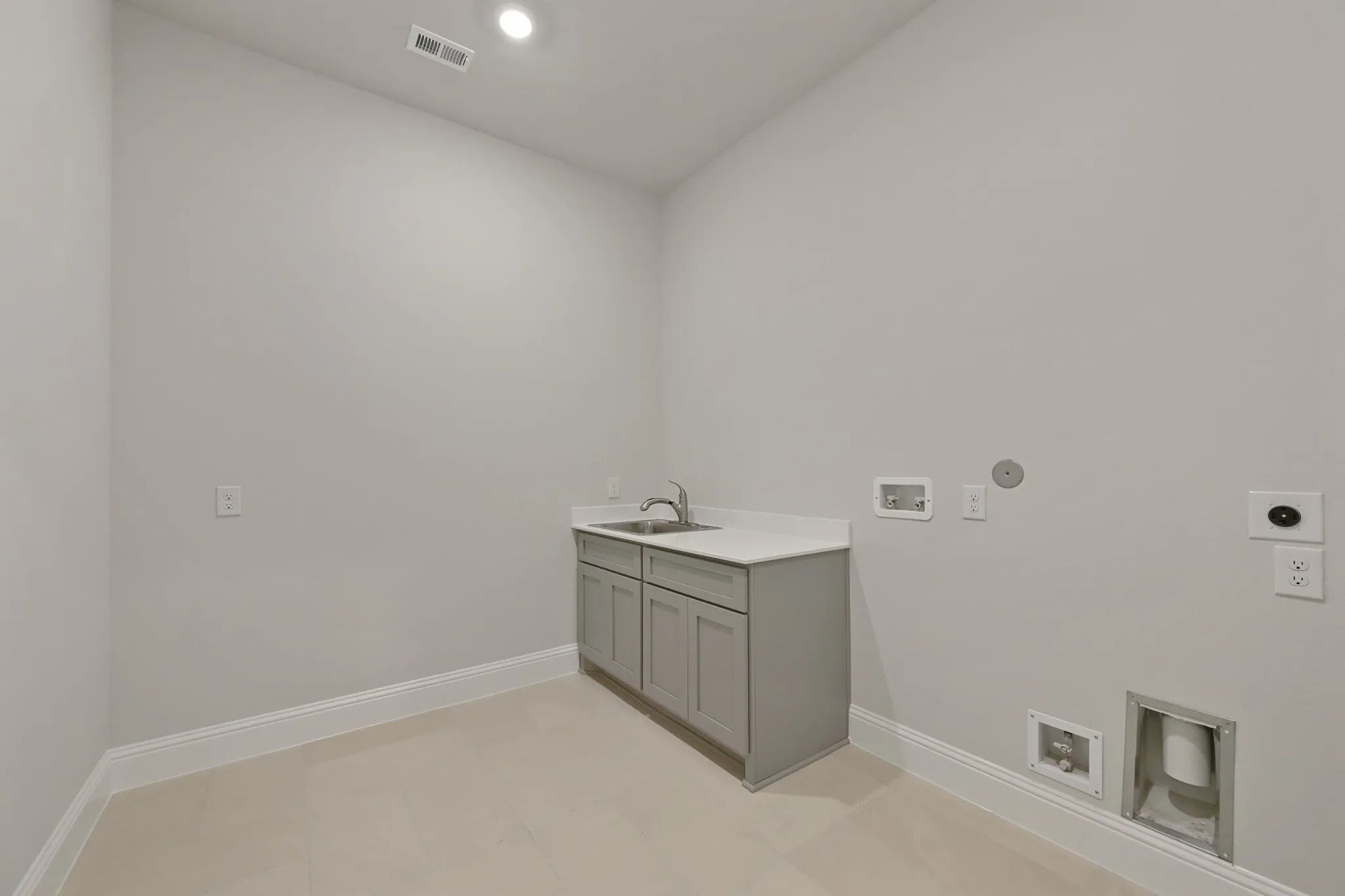 Plan 6060 Laundry Room