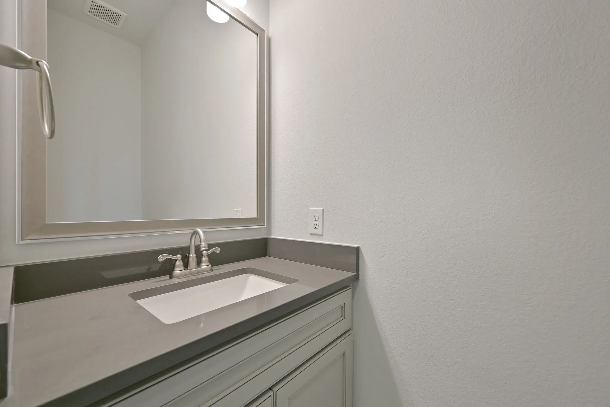 Plan 6060 Powder Room