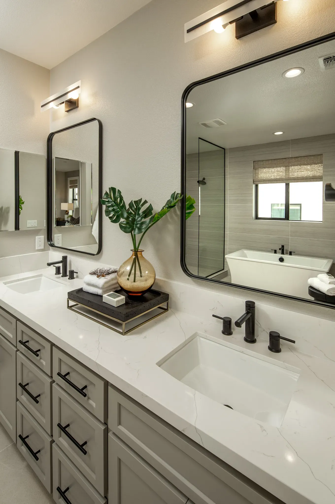 Light House Plan 1X Primary Bathroom