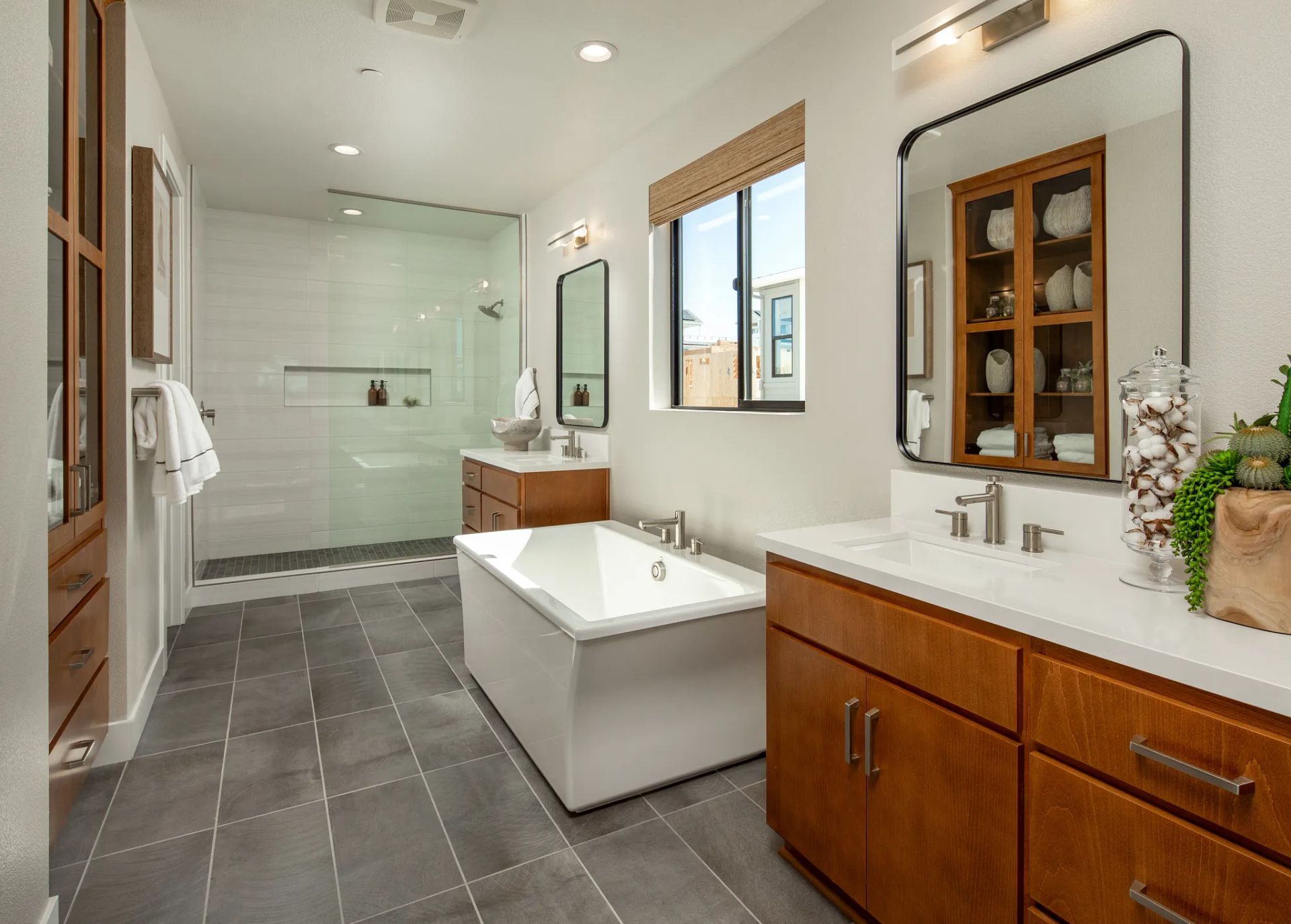 Light House Plan 2X Model Primary Bathroom