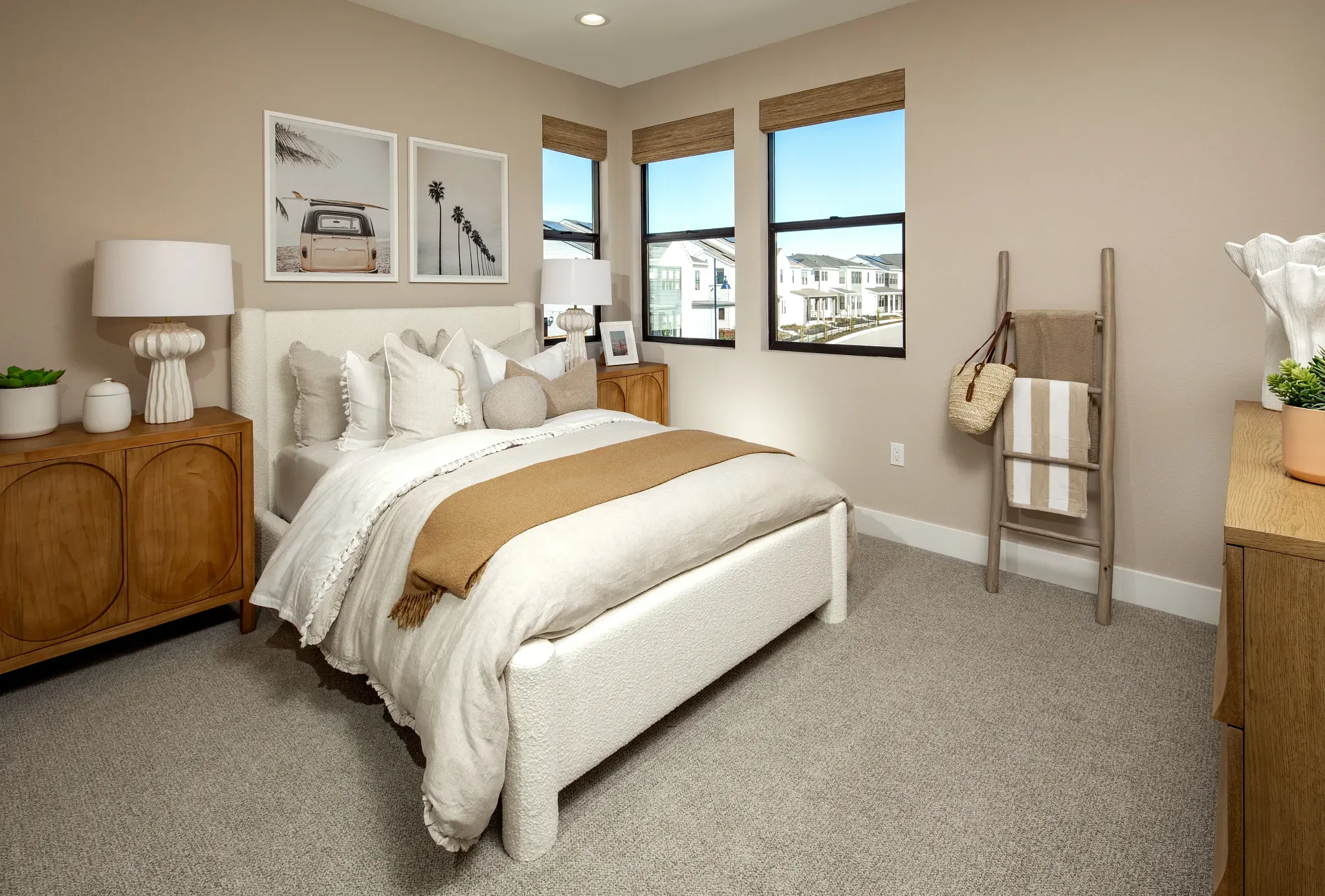 Light House Plan 2X Model Bedroom