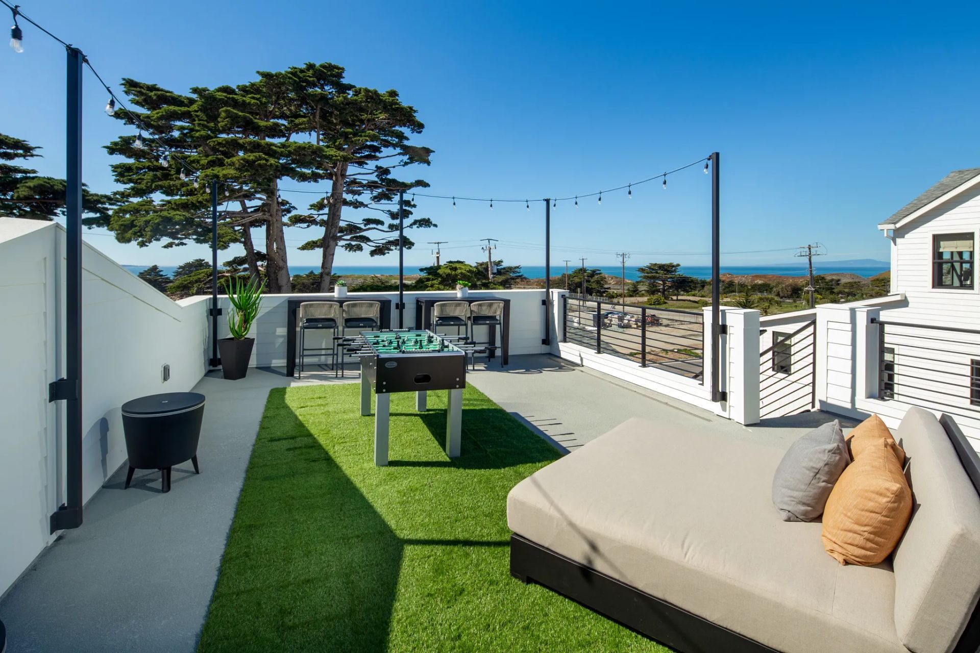 Light House Plan 2X Model Rooftop Deck