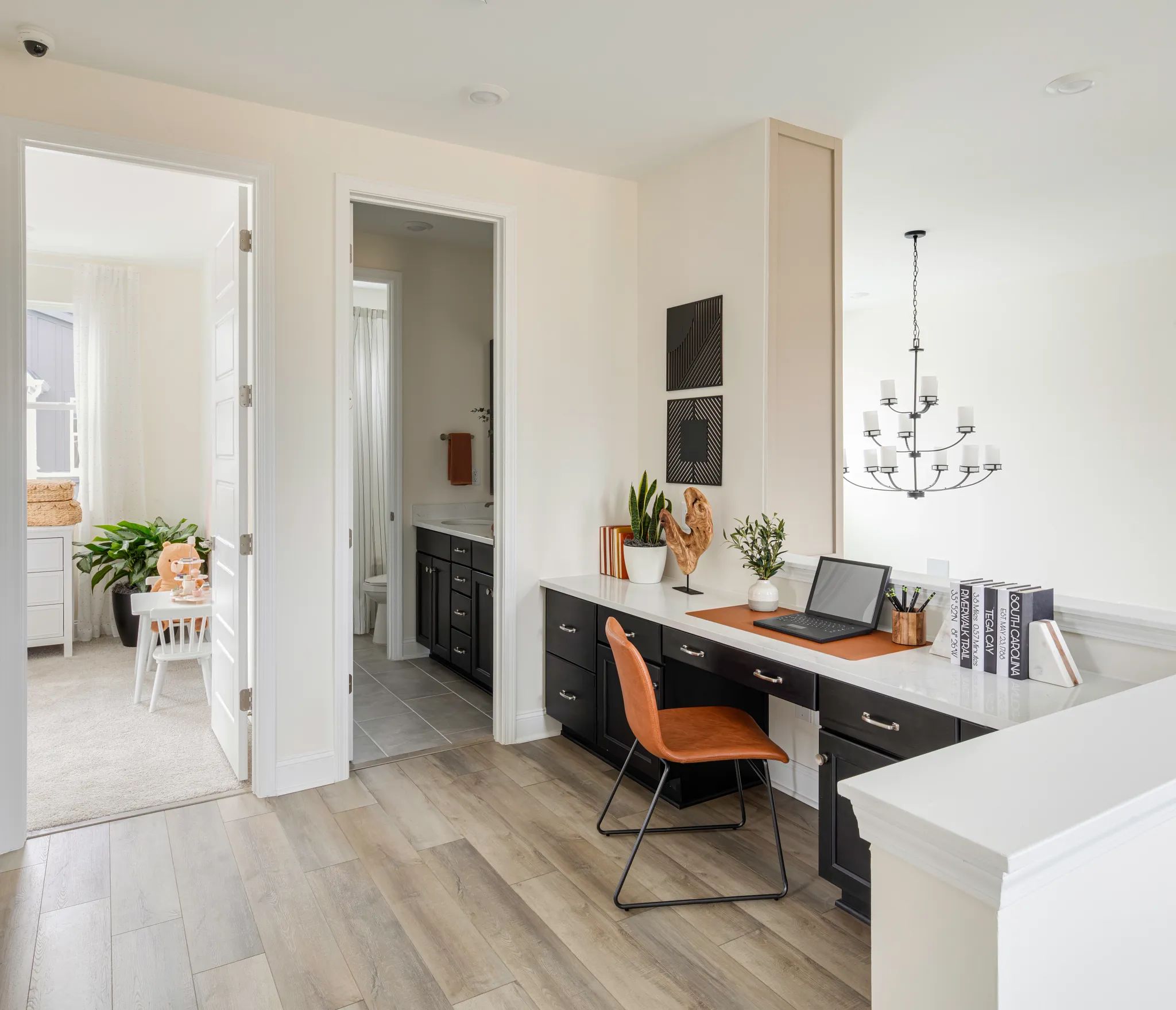 Catena Model Loft