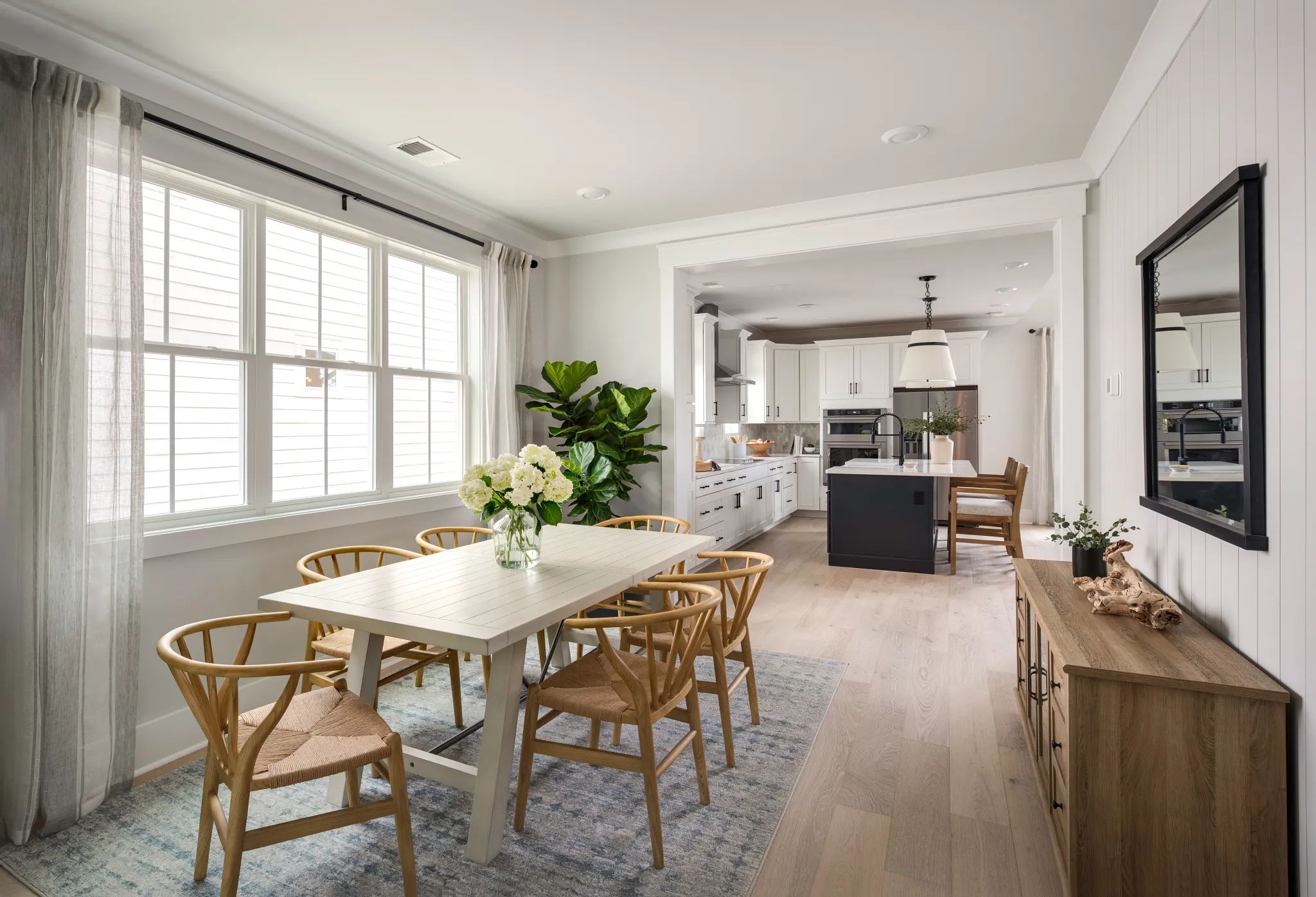 Combino Model Dining Room