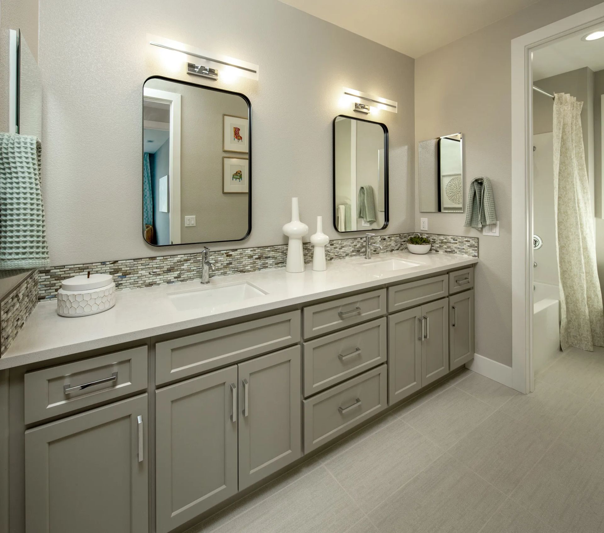Bay House Plan 3 Model Bathroom