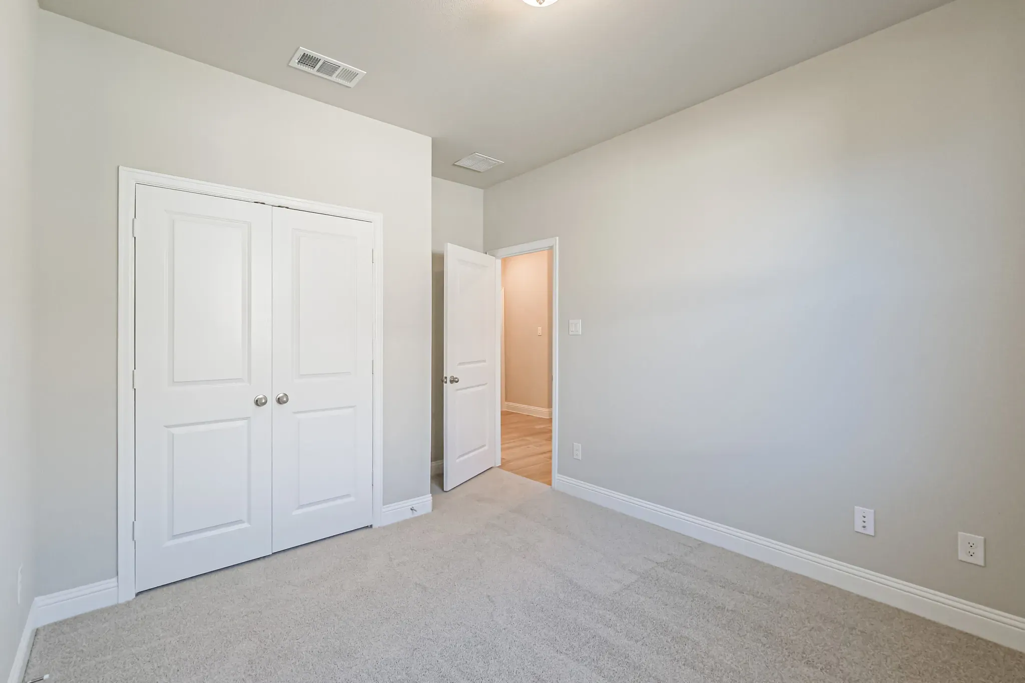 Plan 3029 bed 2 - look may vary
