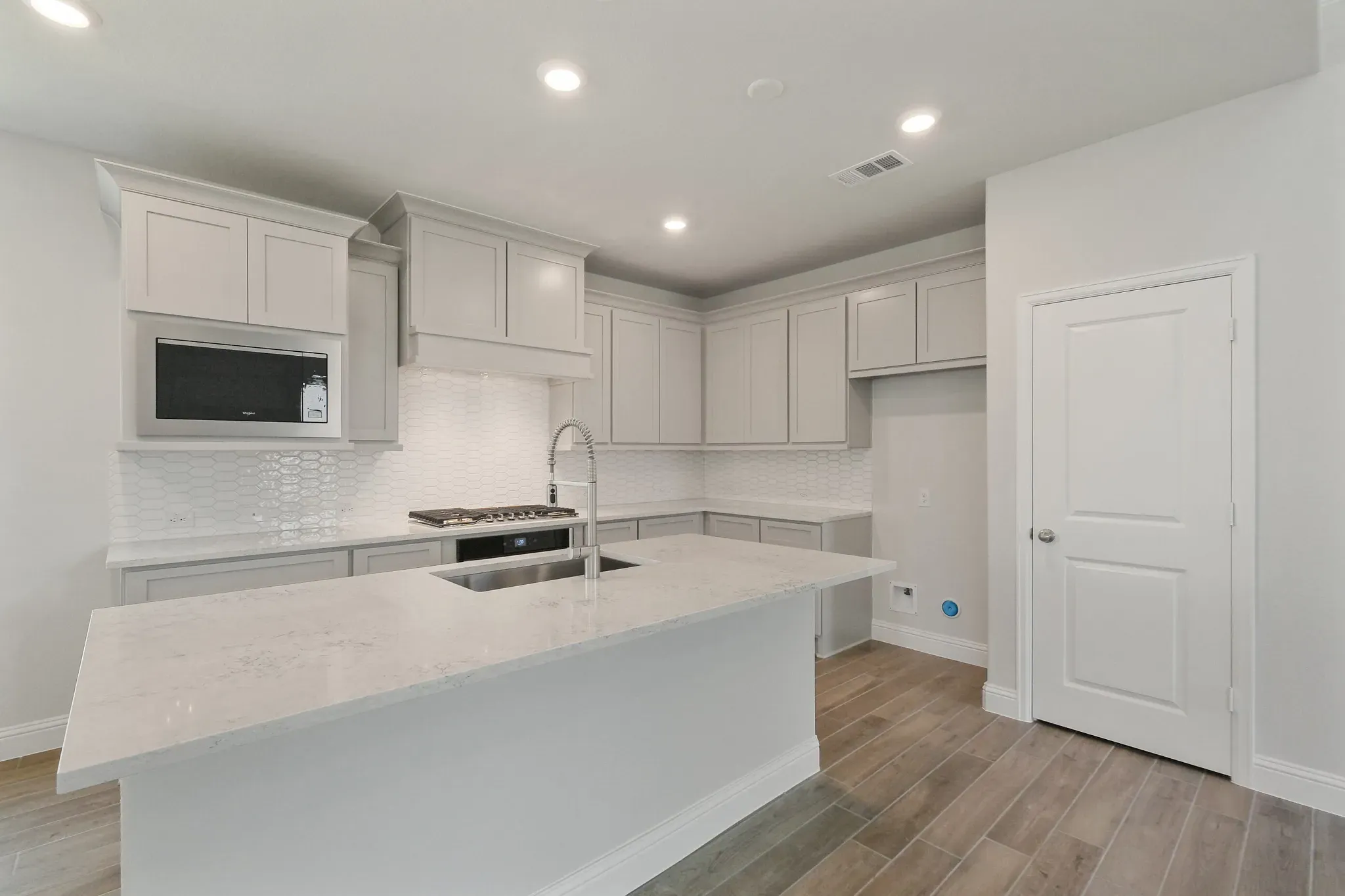 Plan 3039 kitchen