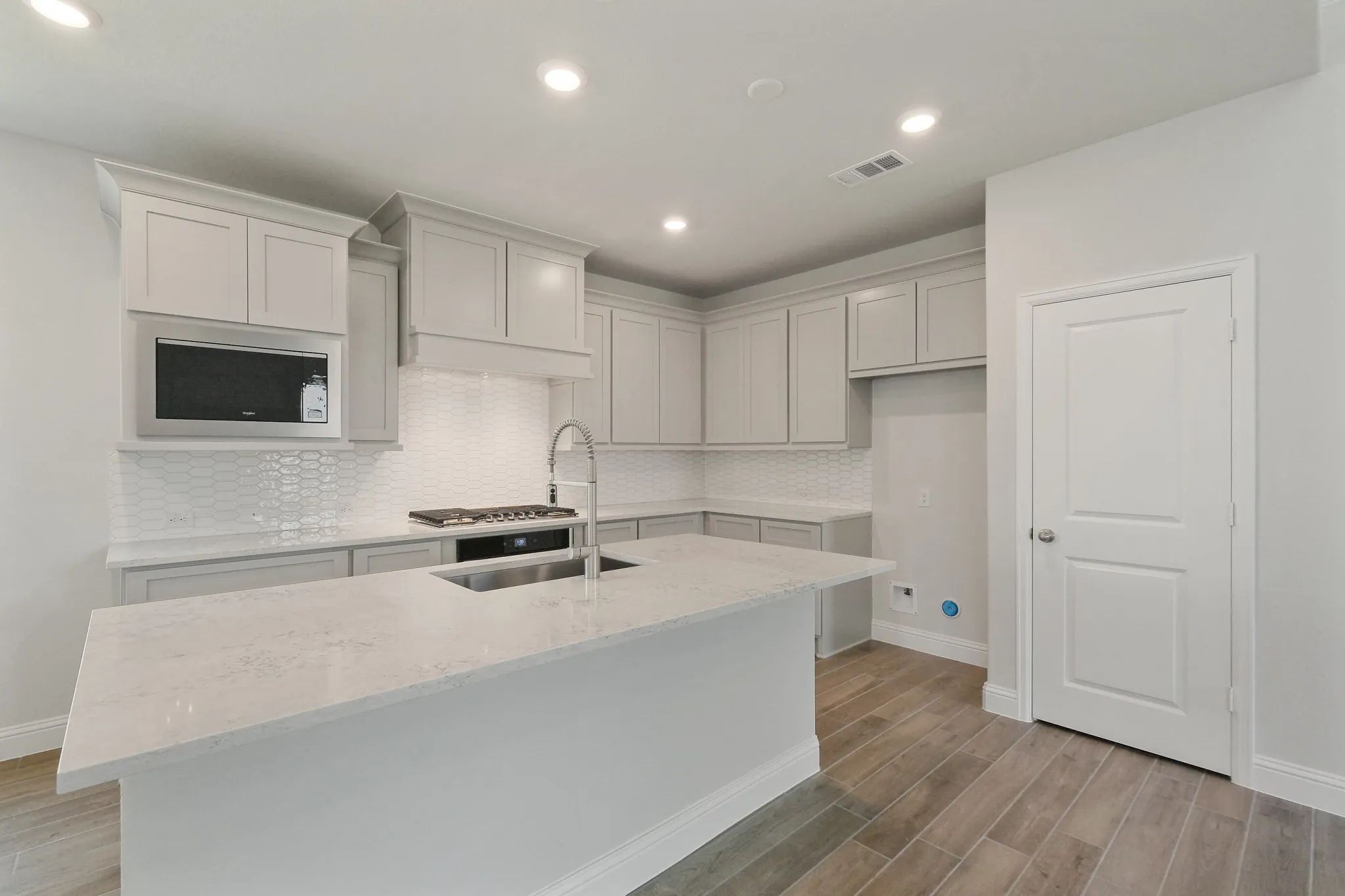 Plan 3039 kitchen