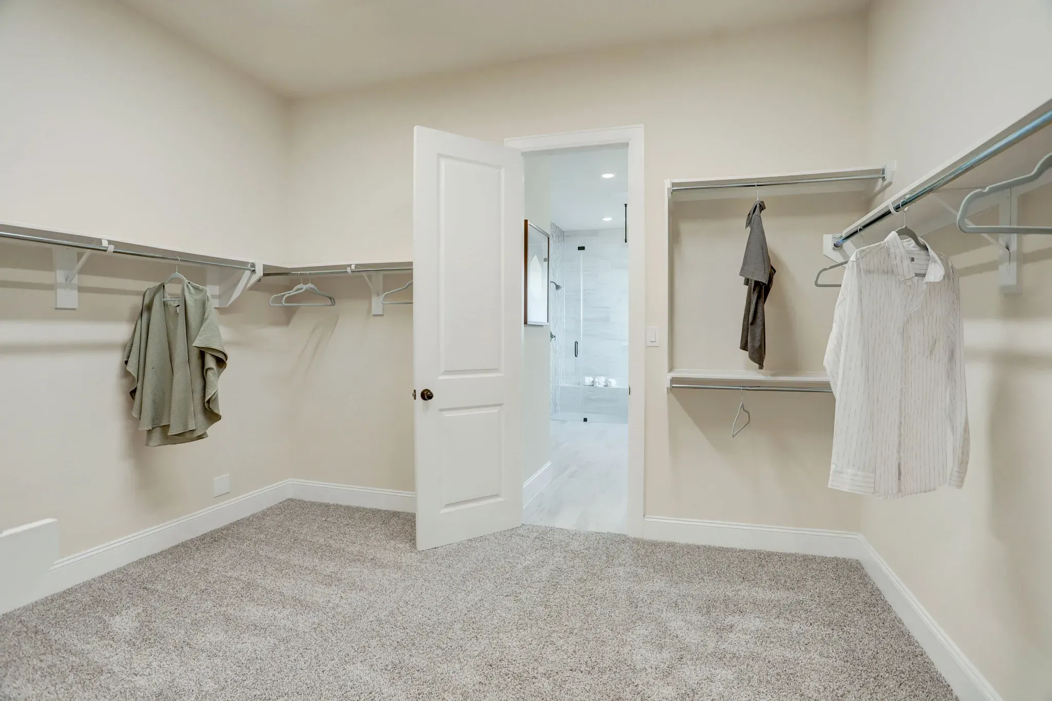 Plan 5051 closet - staged