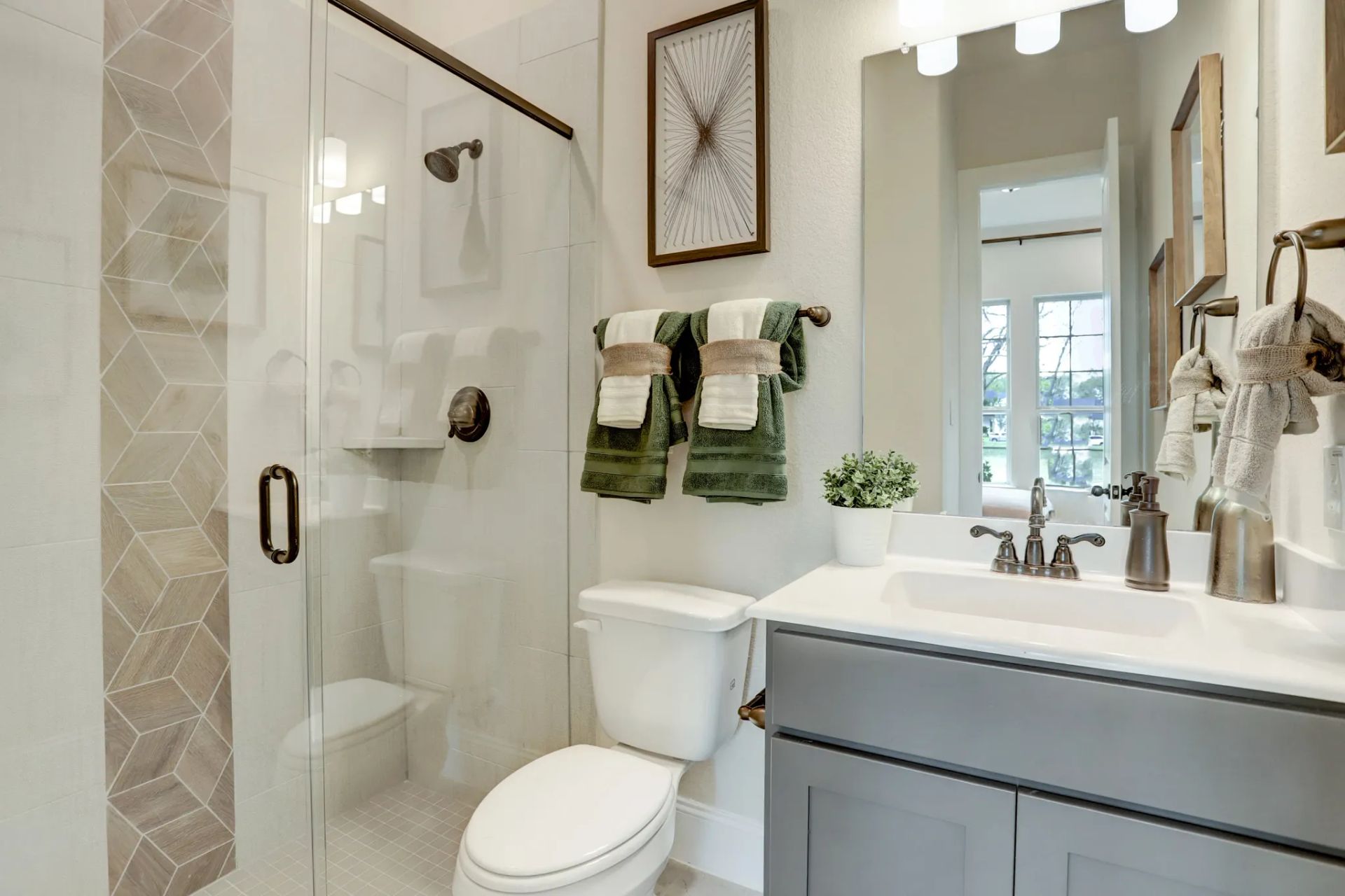 Plan 5051 bath 4 - staged