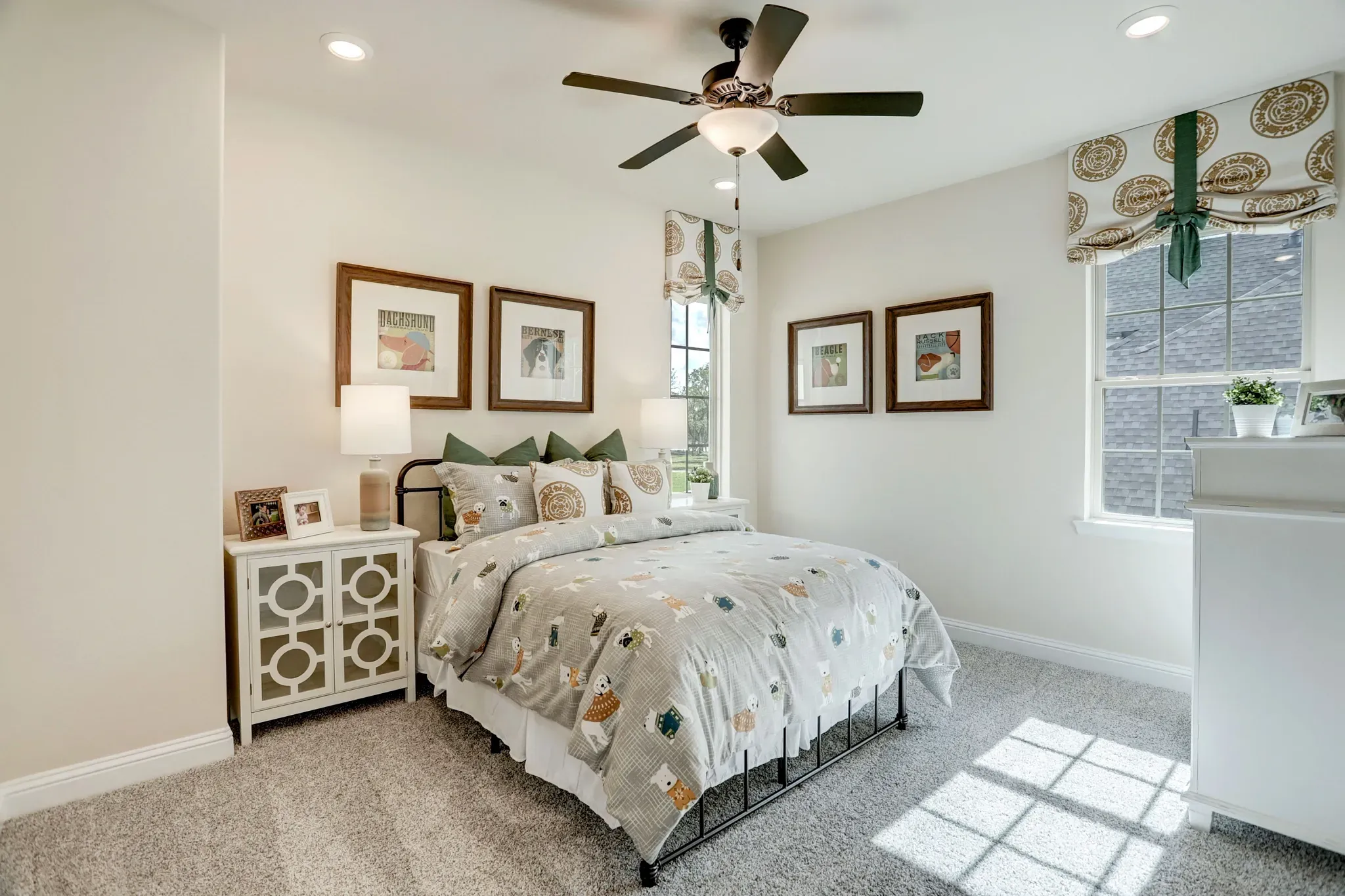 Plan 5051 bed 4 - staged