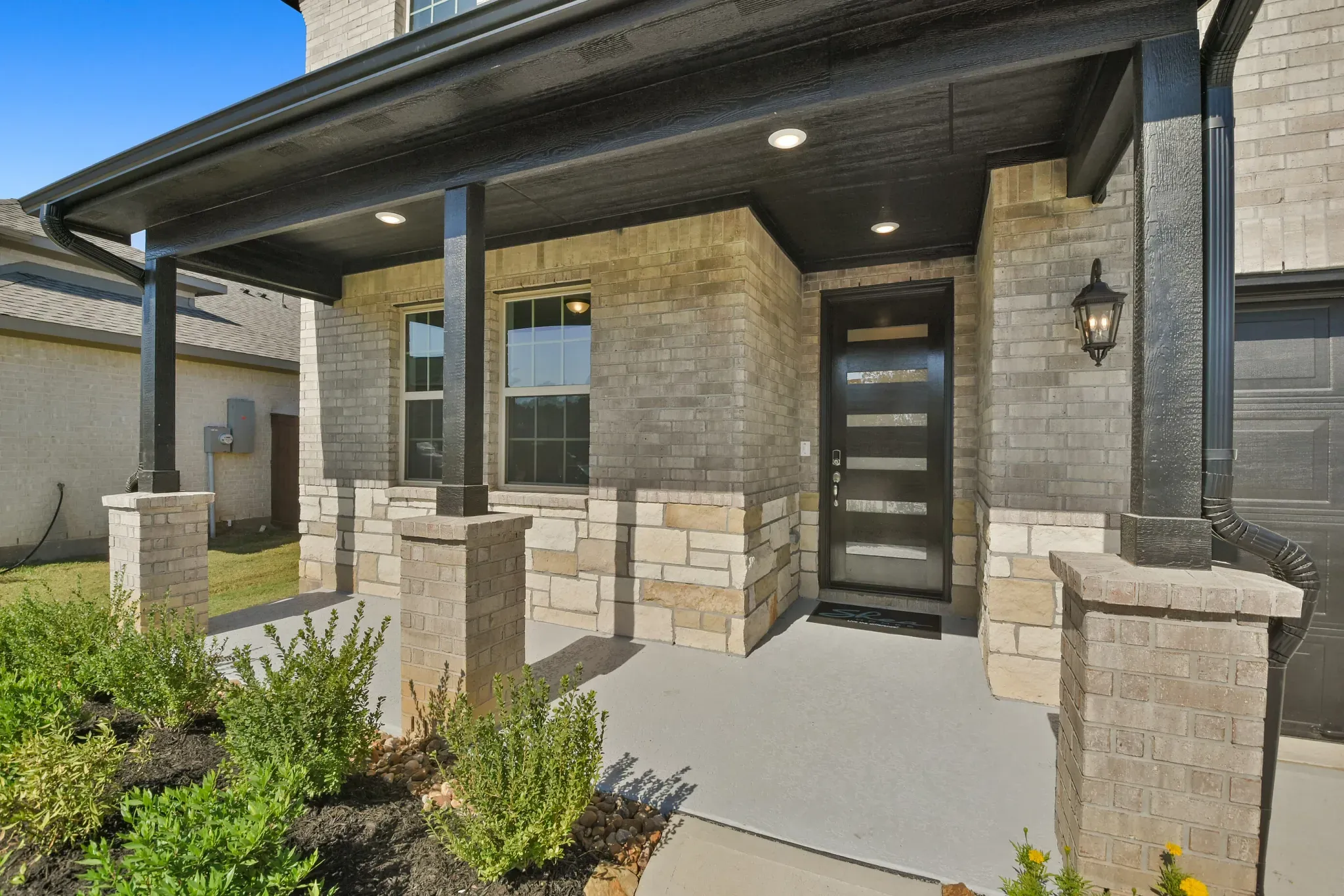 Plan 4049 front porch