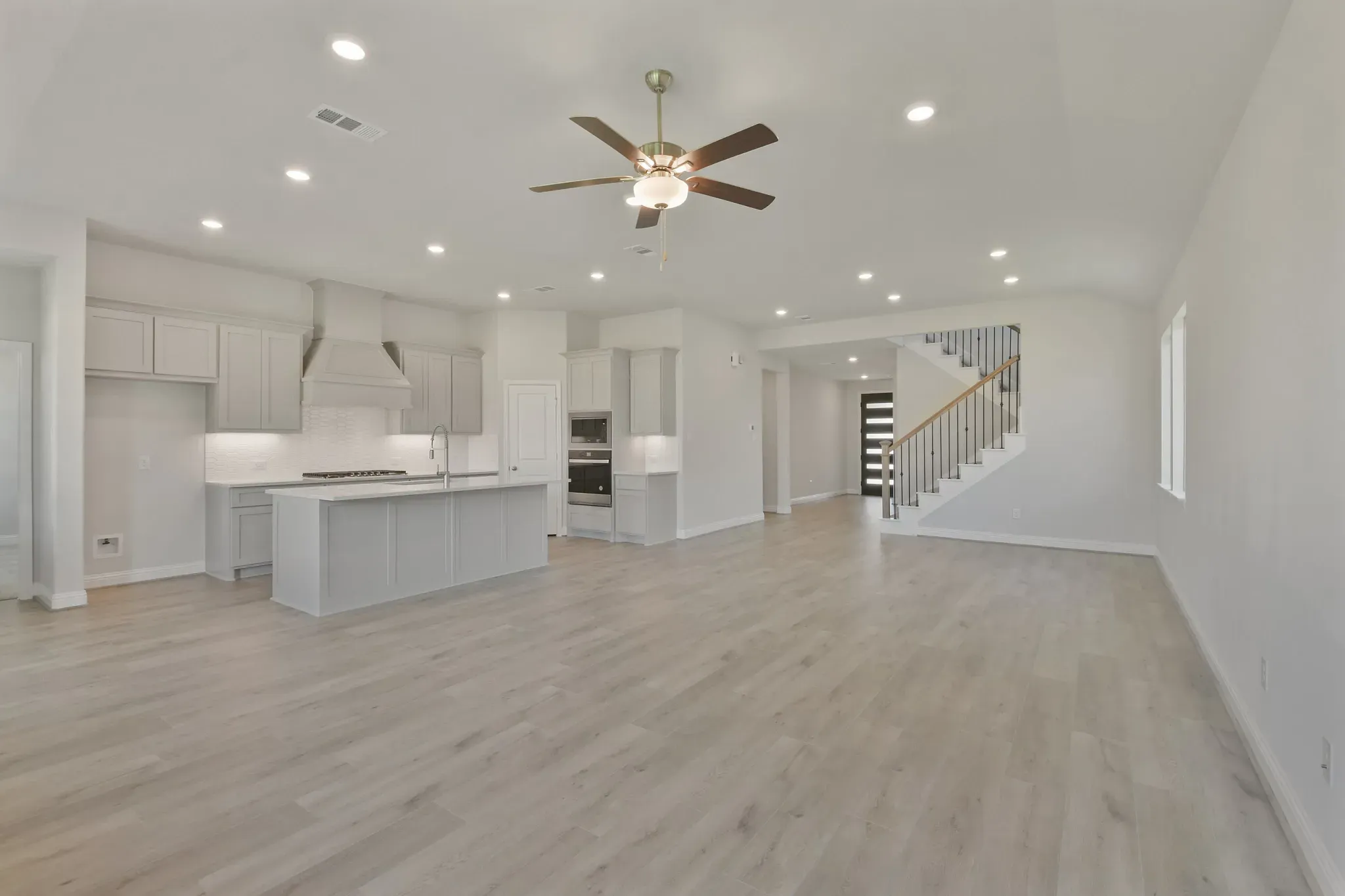 Plan 4049 great room