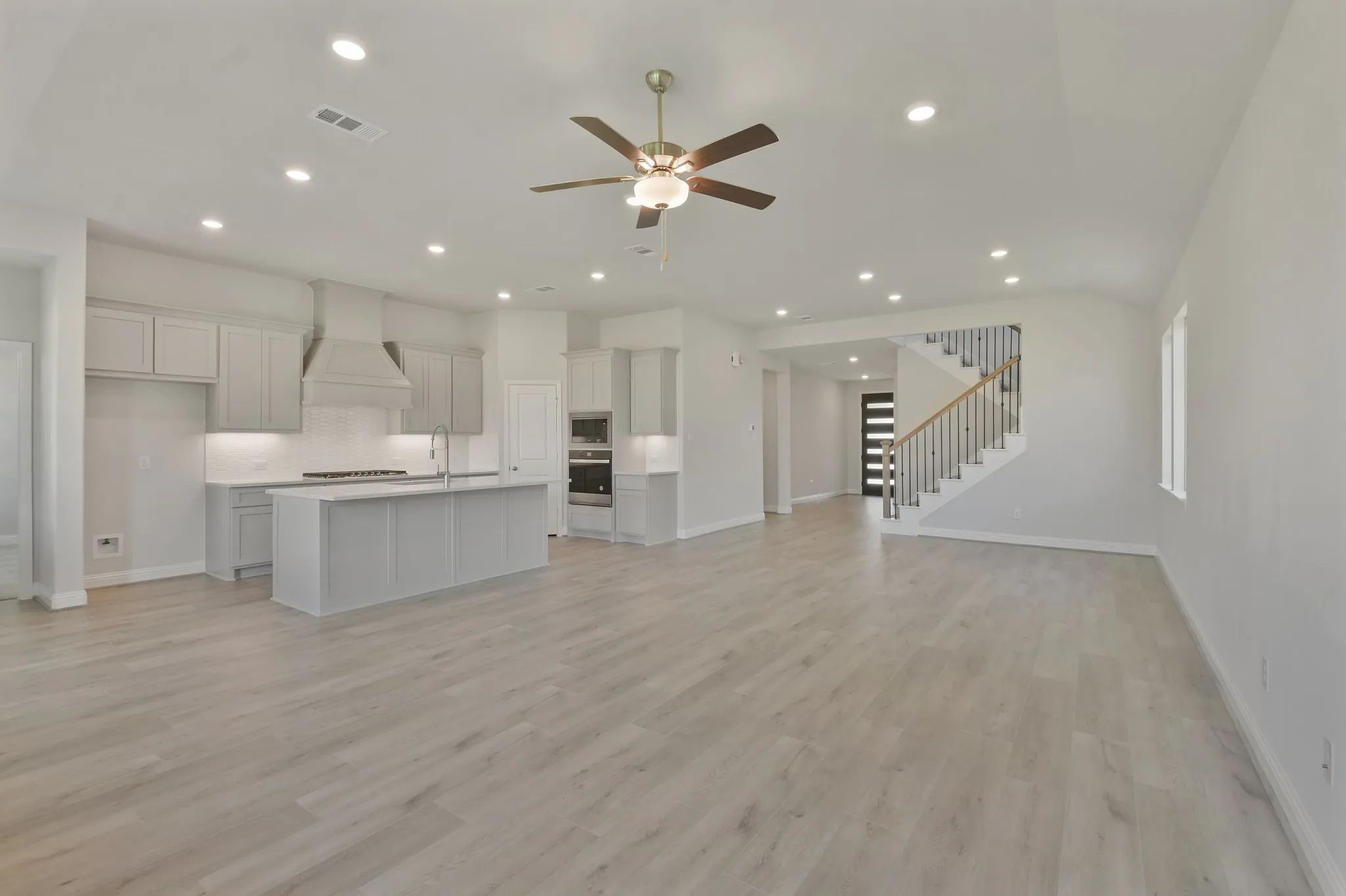 Plan 4049 great room
